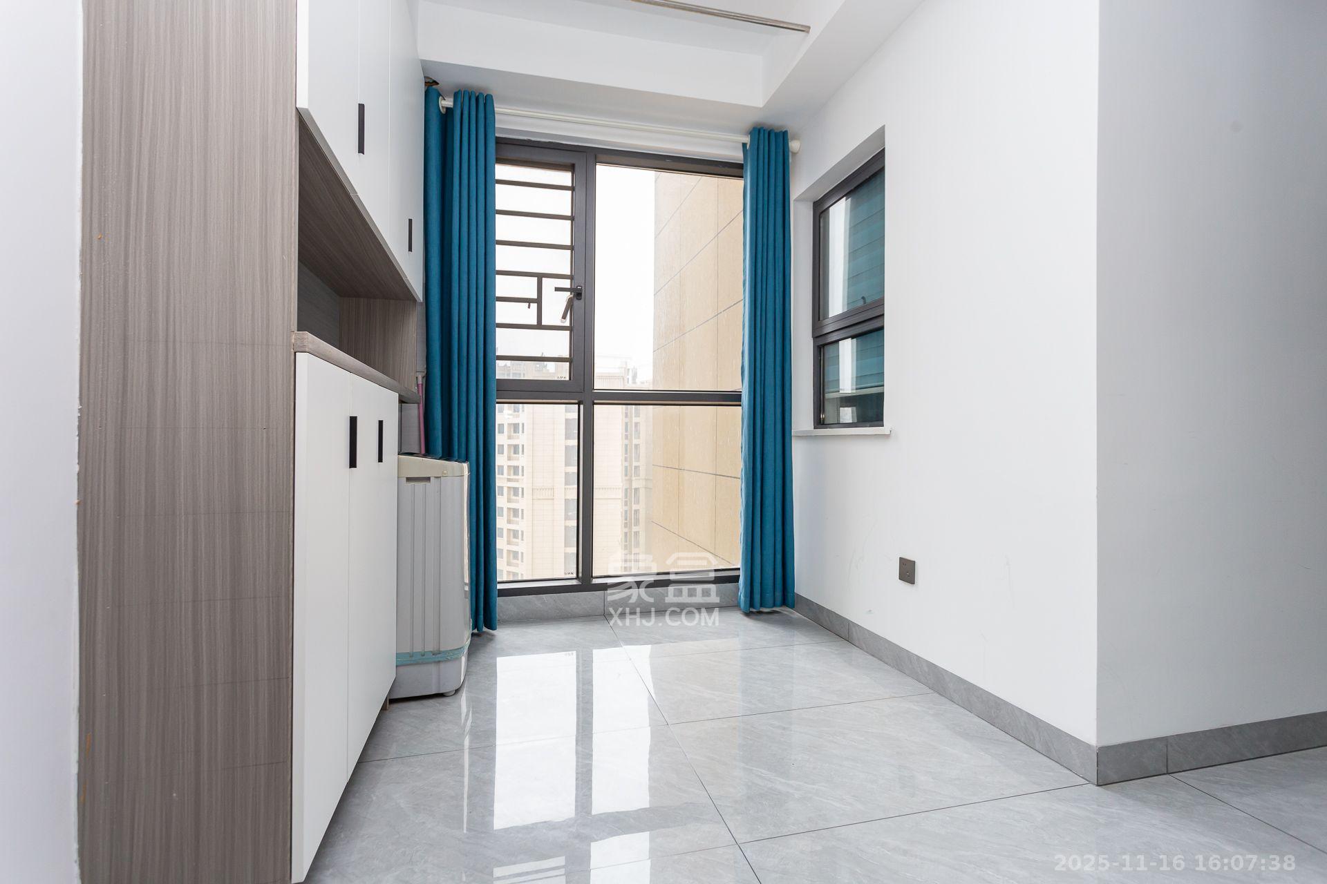 明发阅江悦府 3室2厅2卫 2400.0元/月 明发阅江悦府 3室2厅2卫 2400.0元/月室内图