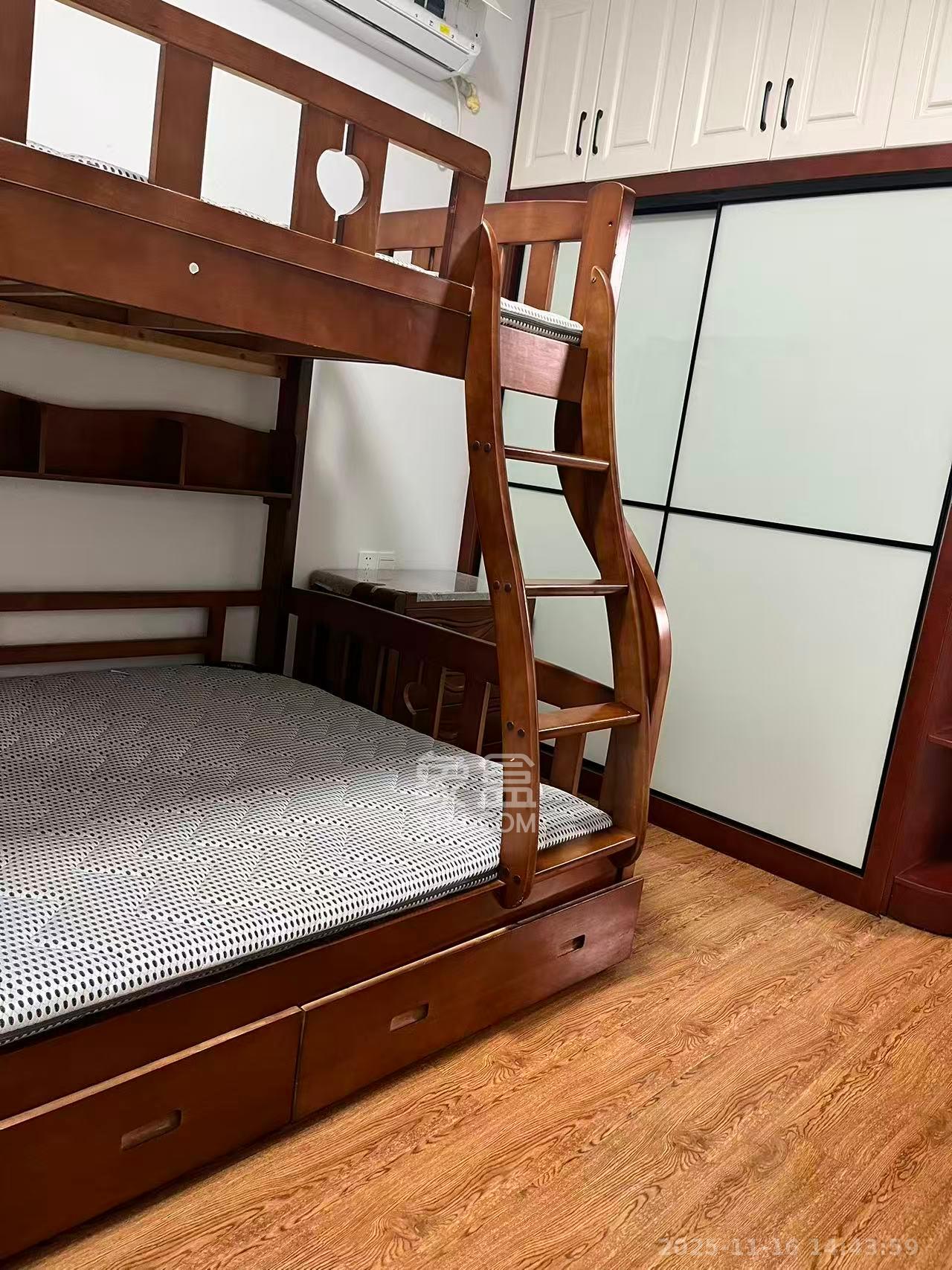 江山帝景哈佛  3室2厅2卫    2500.0元/月室内图