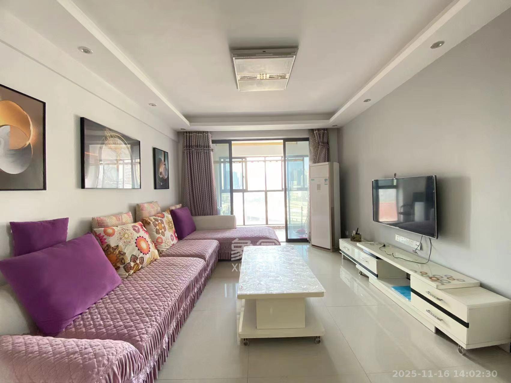 海洋半岛(月珑湾) 3室2厅1卫 2300.0元/月 海洋半岛(月珑湾) 3室2厅1卫 2300.0元/月室内图