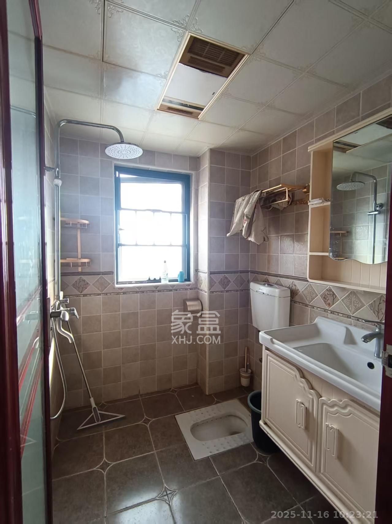 筑梦星园  3室2厅1卫    2000.0元/月室内图