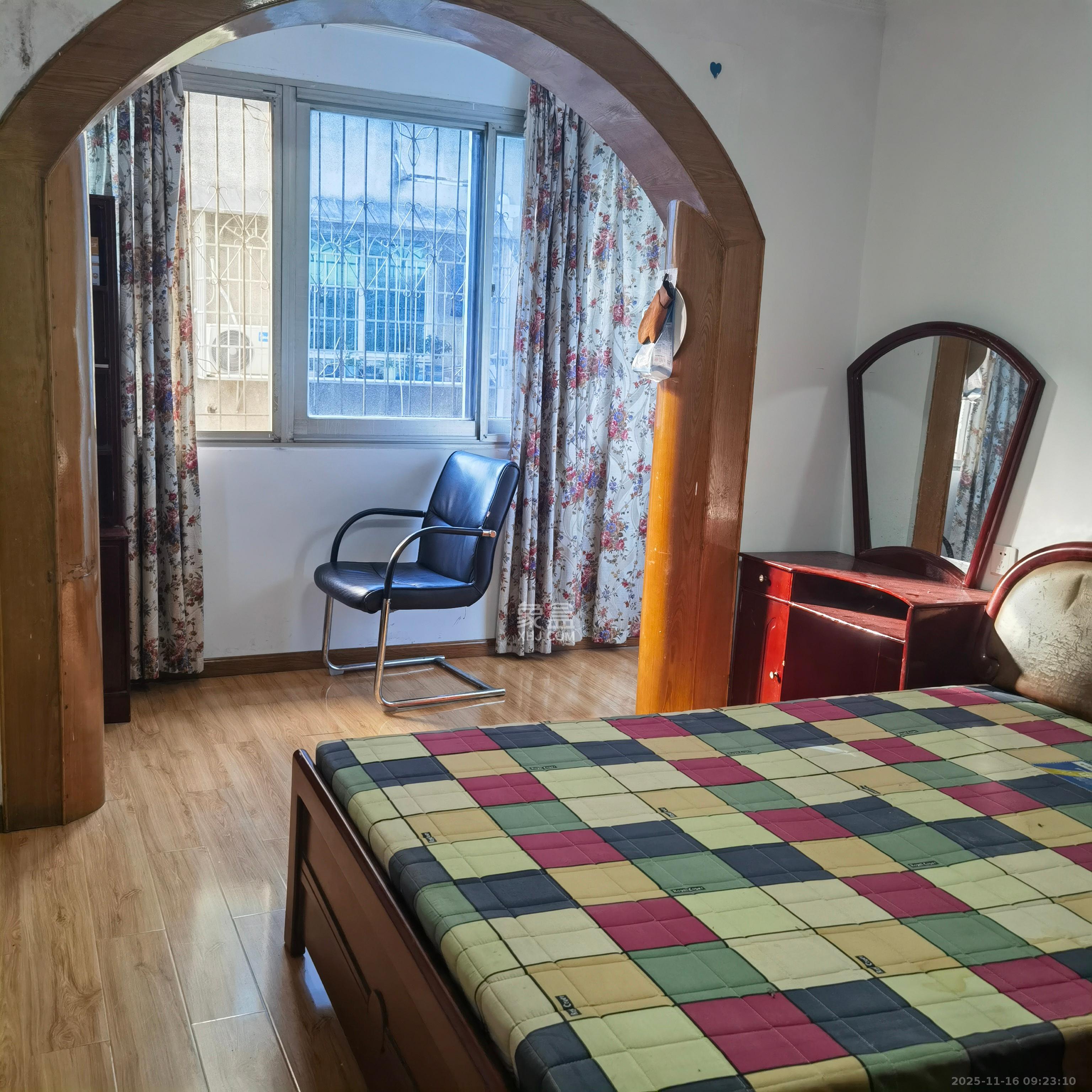 书苑花园(书院花园) 2室1厅1卫 1800.0元/月 书苑花园(书院花园) 2室1厅1卫 1800.0元/月室内图