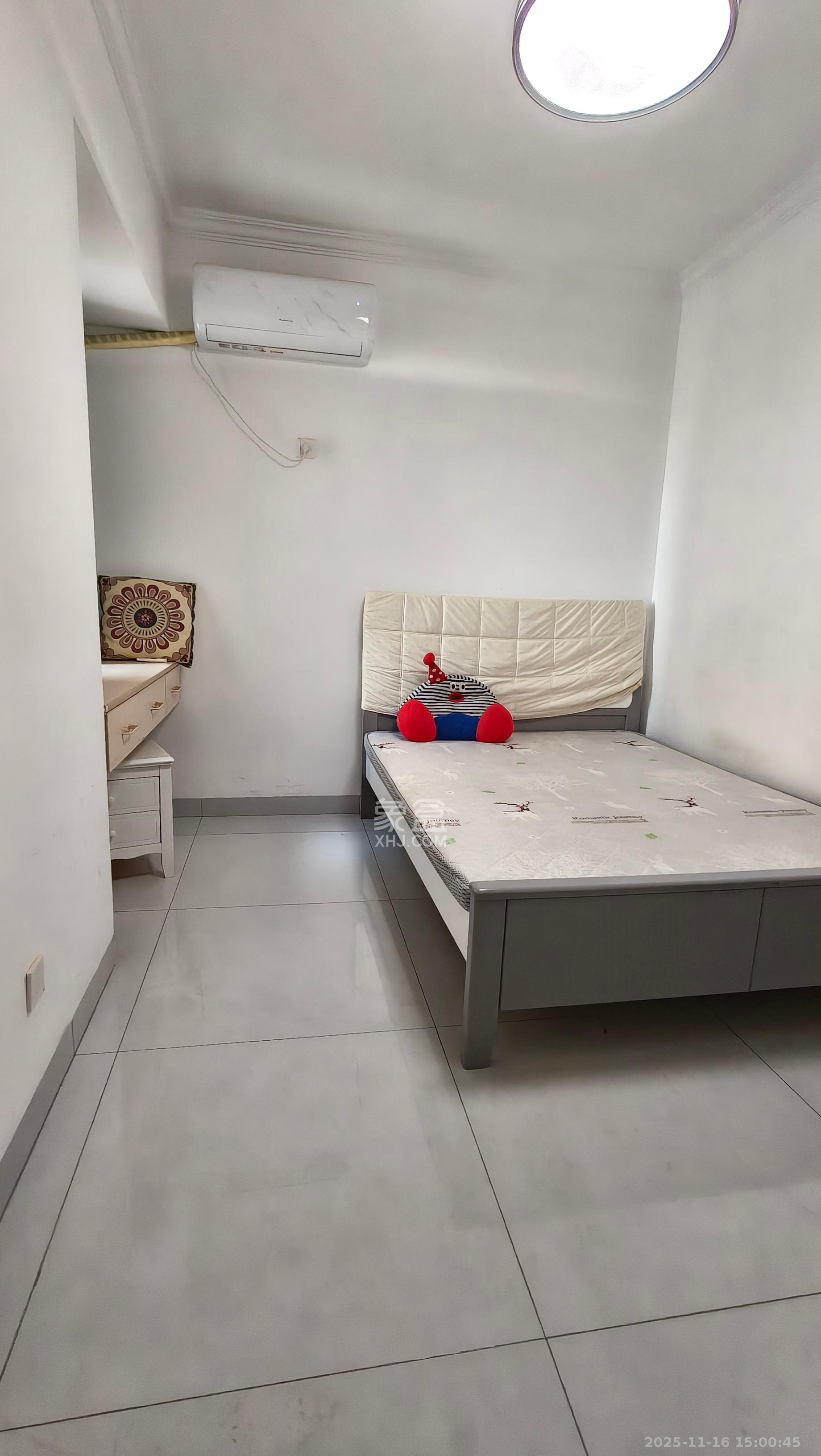 云和华府  1室0厅0卫    2300.0元/月室内图