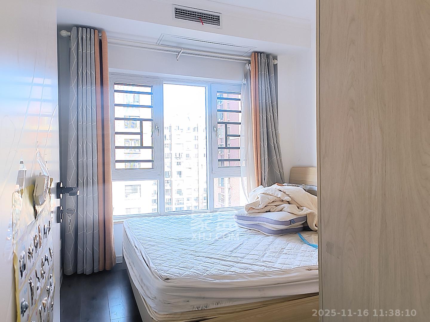 哈佛小镇（五矿哈佛小镇）  4室2厅2卫    2200.0元/月室内图