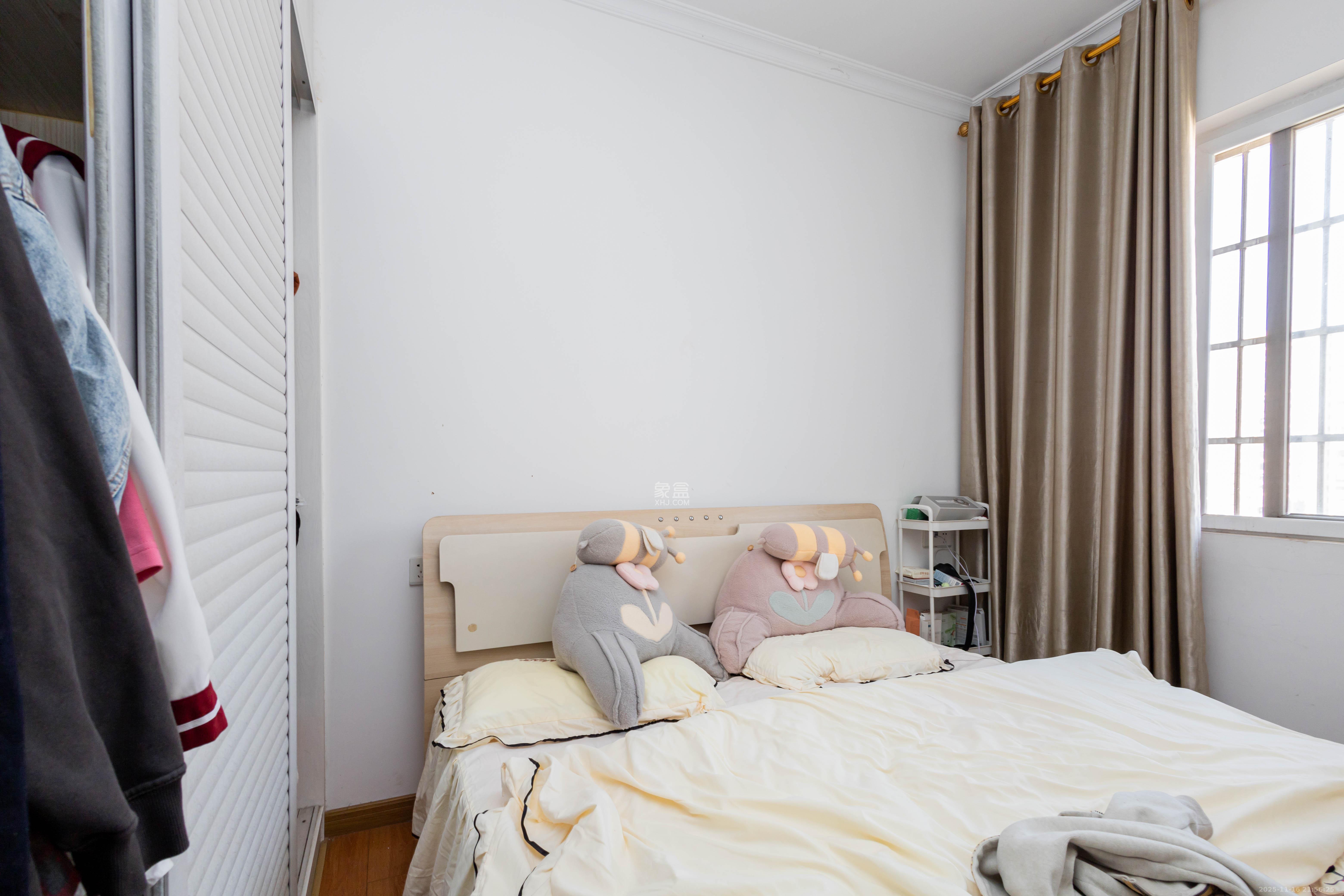 星城国际 3室2厅2卫 52.8万 星城国际 3室2厅2卫 52.8万卧室