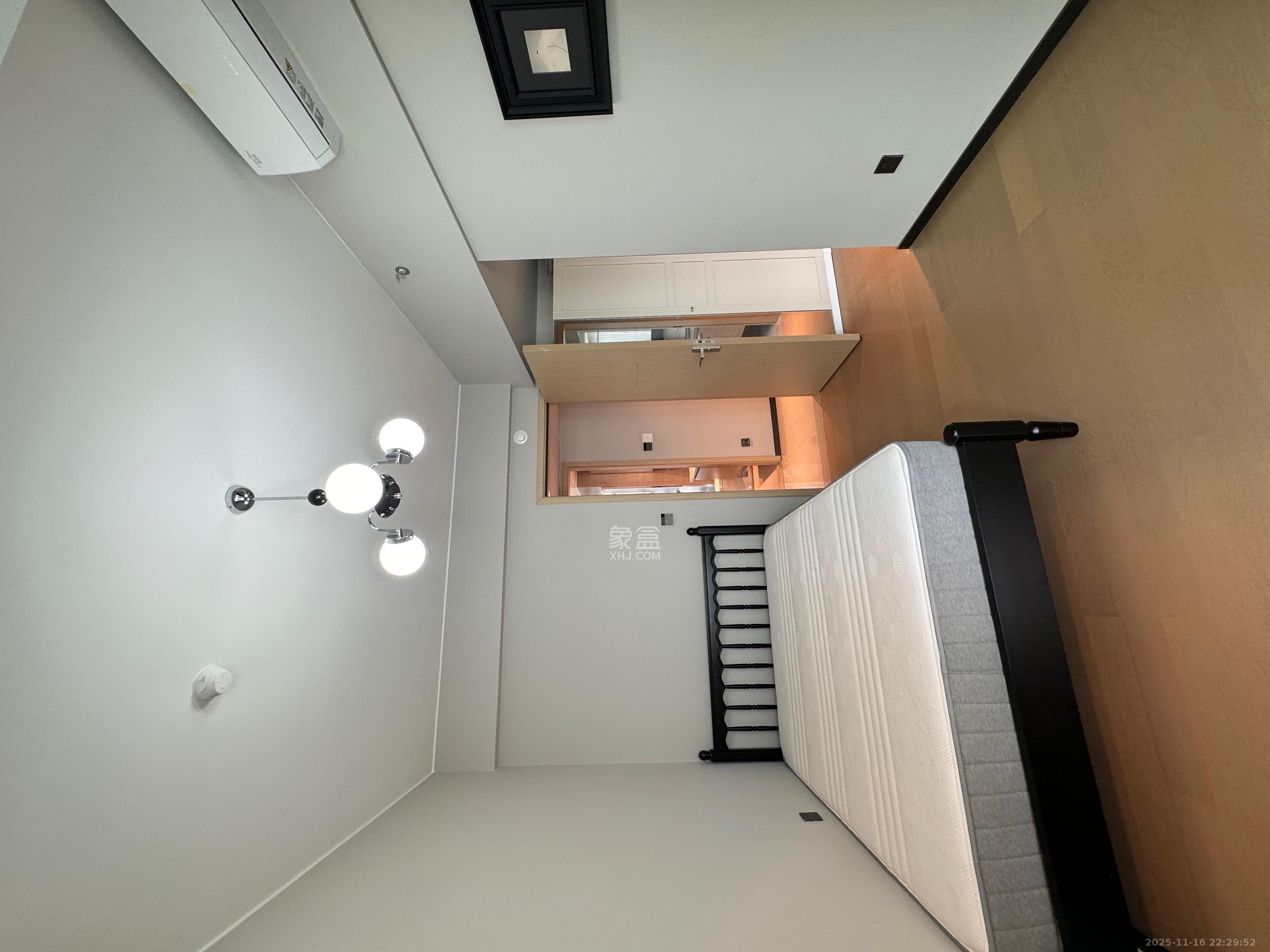 时代梅溪领峰  4室2厅2卫    5000.0元/月室内图