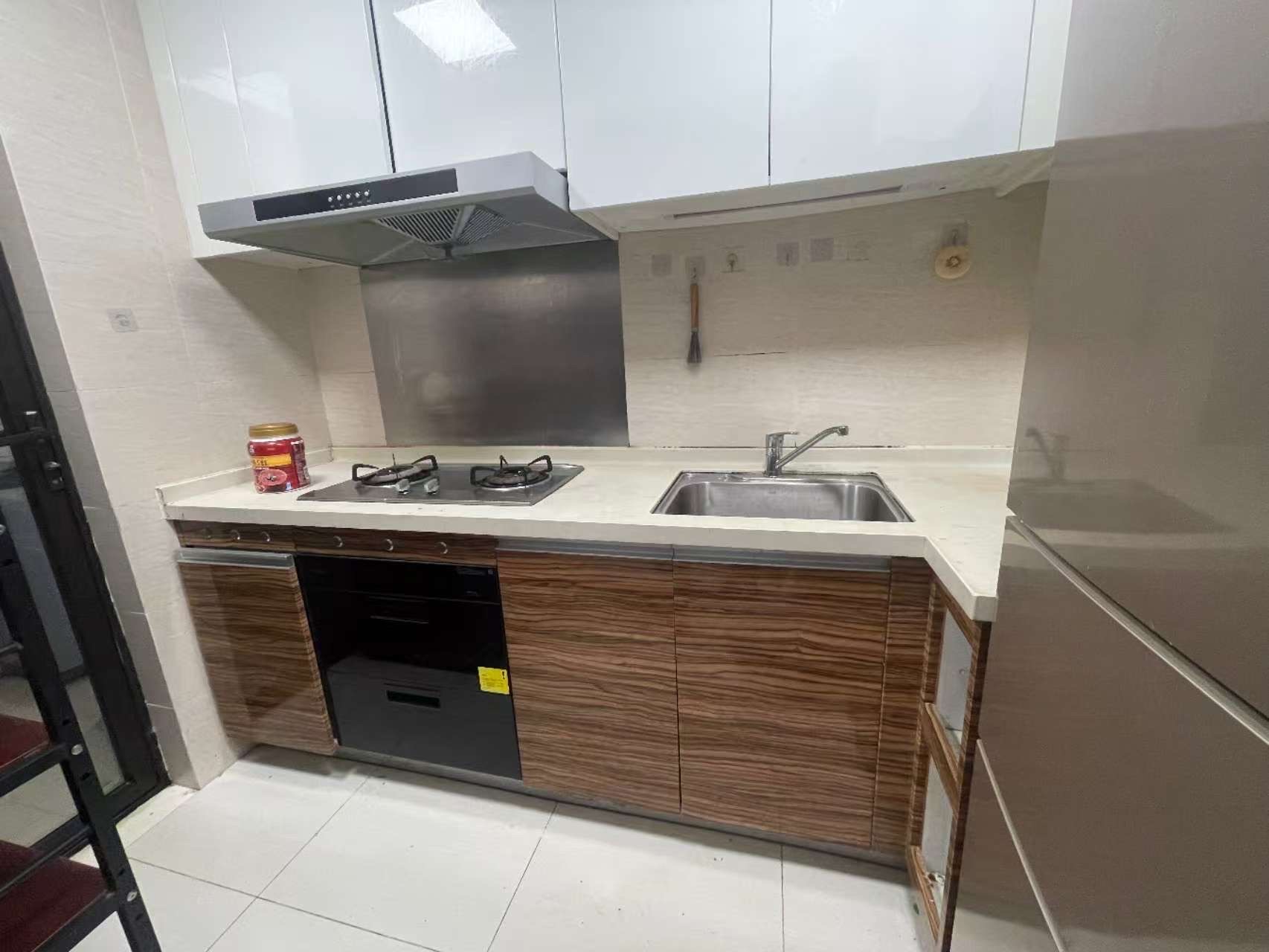 中海锦城 2室1厅1卫 2500.0元/月 中海锦城 2室1厅1卫 2500.0元/月室内图