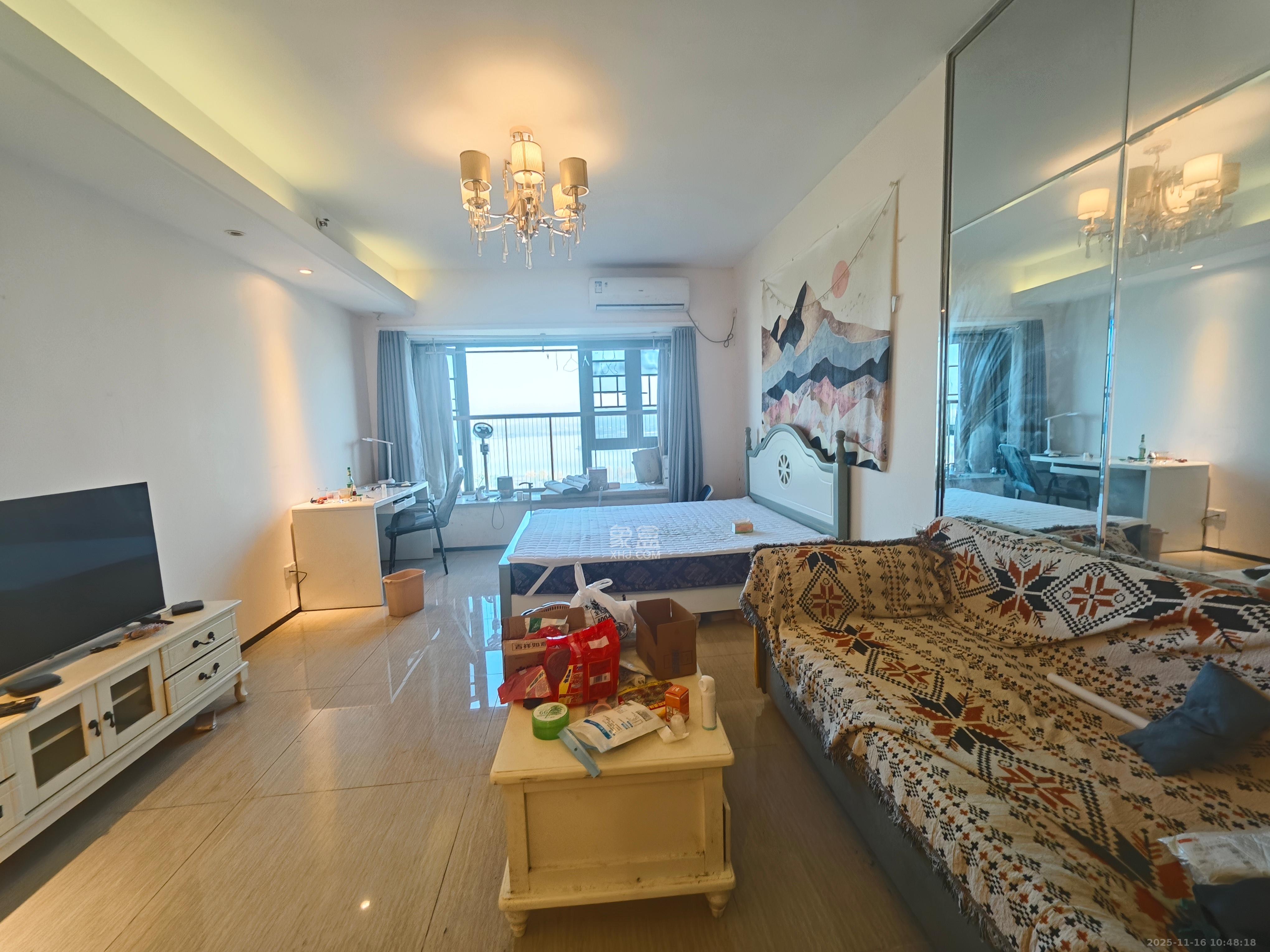 恒大翡翠华庭 1室1厅1卫 1400.0元/月 恒大翡翠华庭 1室1厅1卫 1400.0元/月室内图