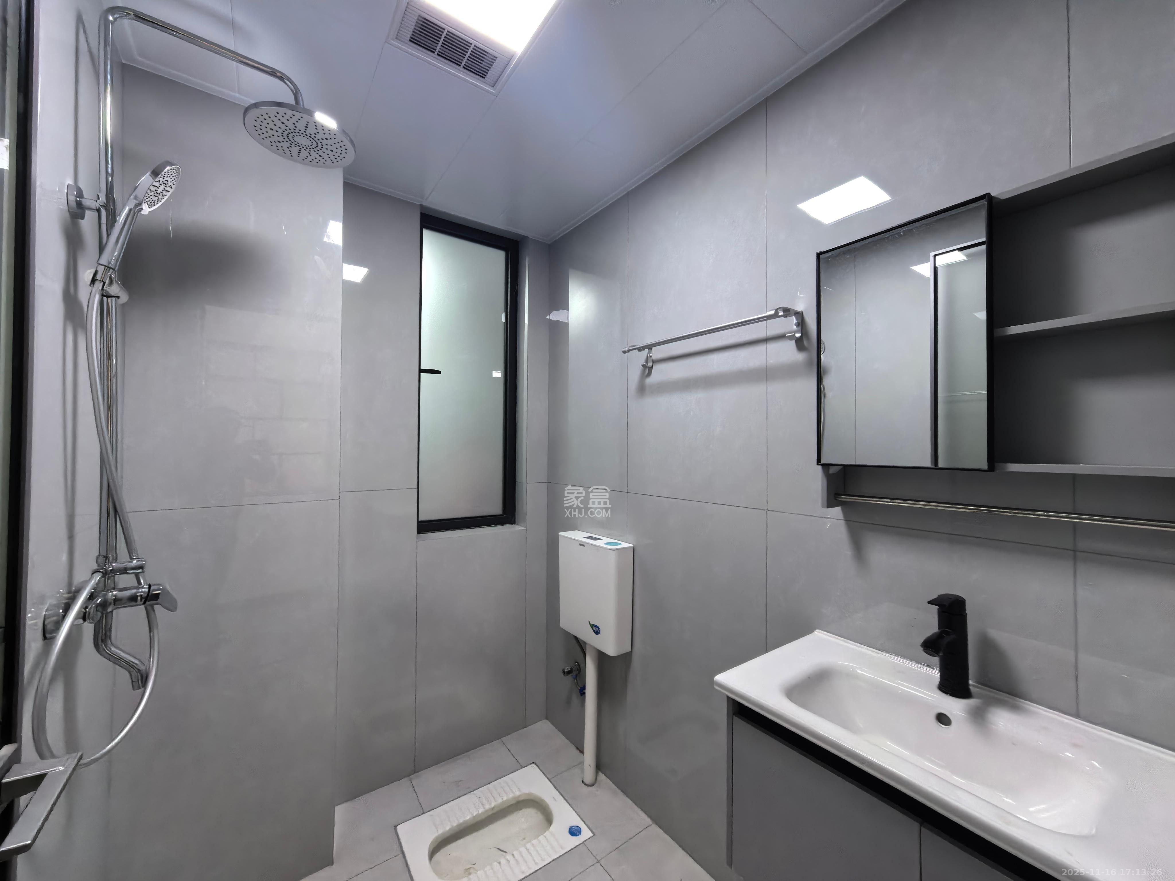 望远嘉苑 2室2厅1卫 2480.0元/月 望远嘉苑 2室2厅1卫 2480.0元/月室内图