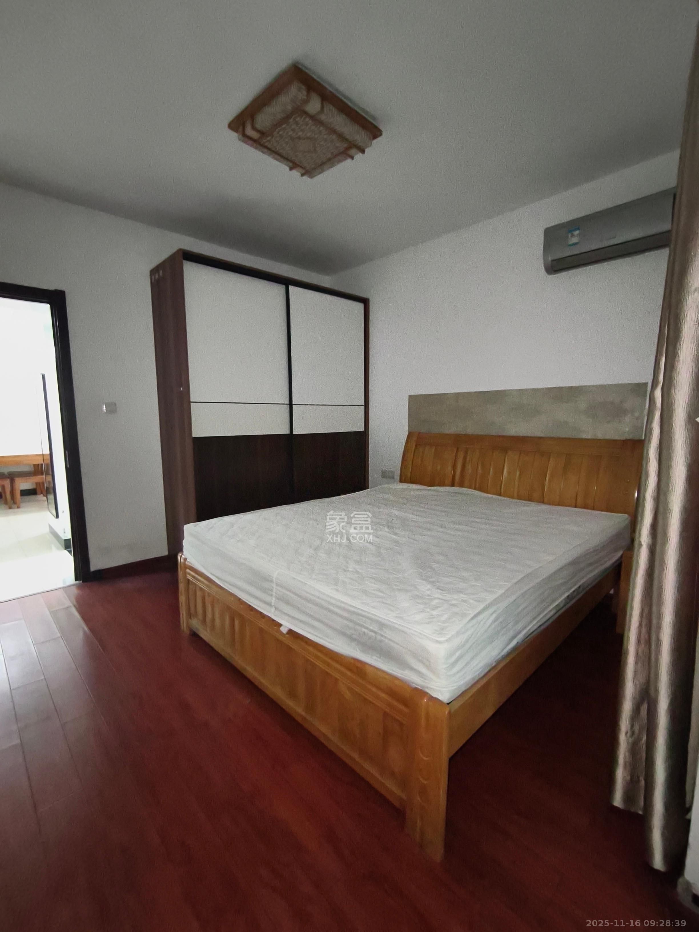 旭辉藏郡（藏郡、旭湘华府)  3室2厅2卫    2300.0元/月室内图