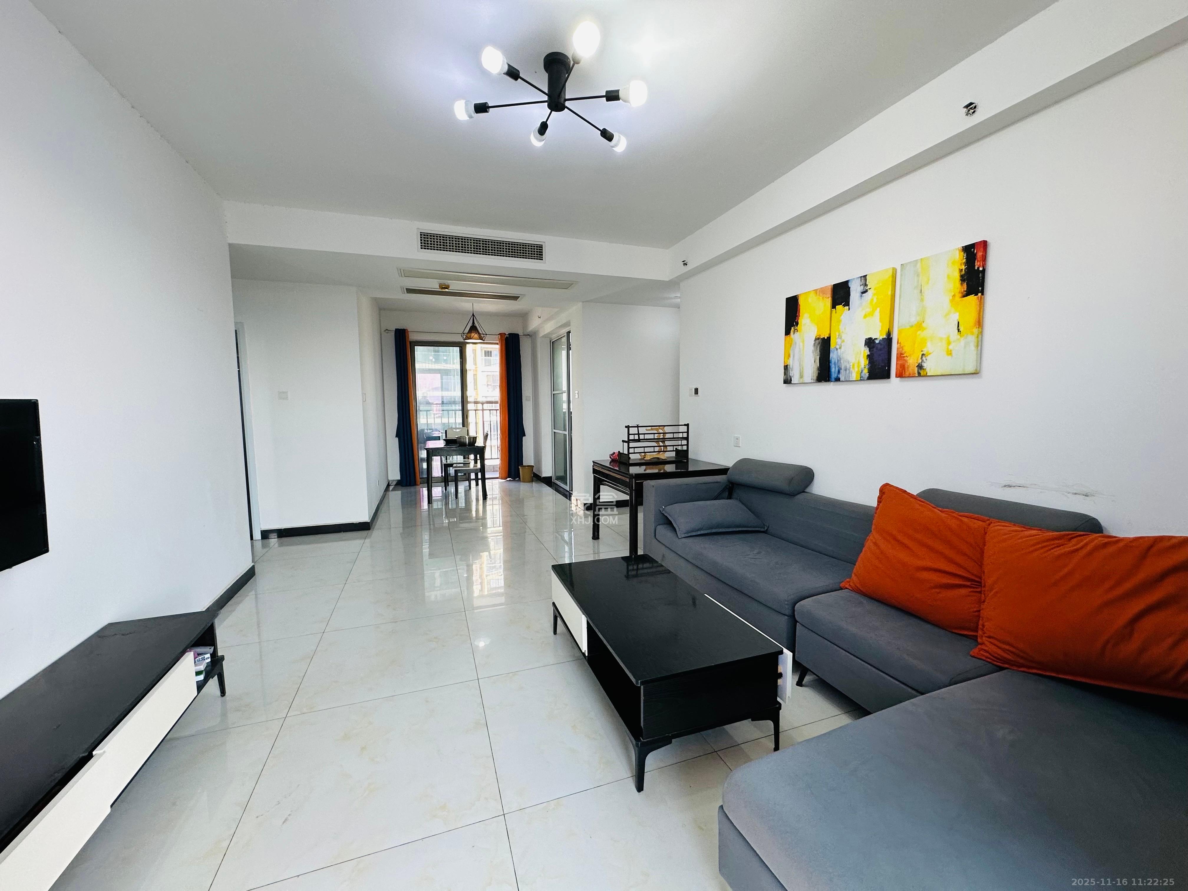 梅溪湖金茂湾  4室1厅2卫    3500.0元/月室内图