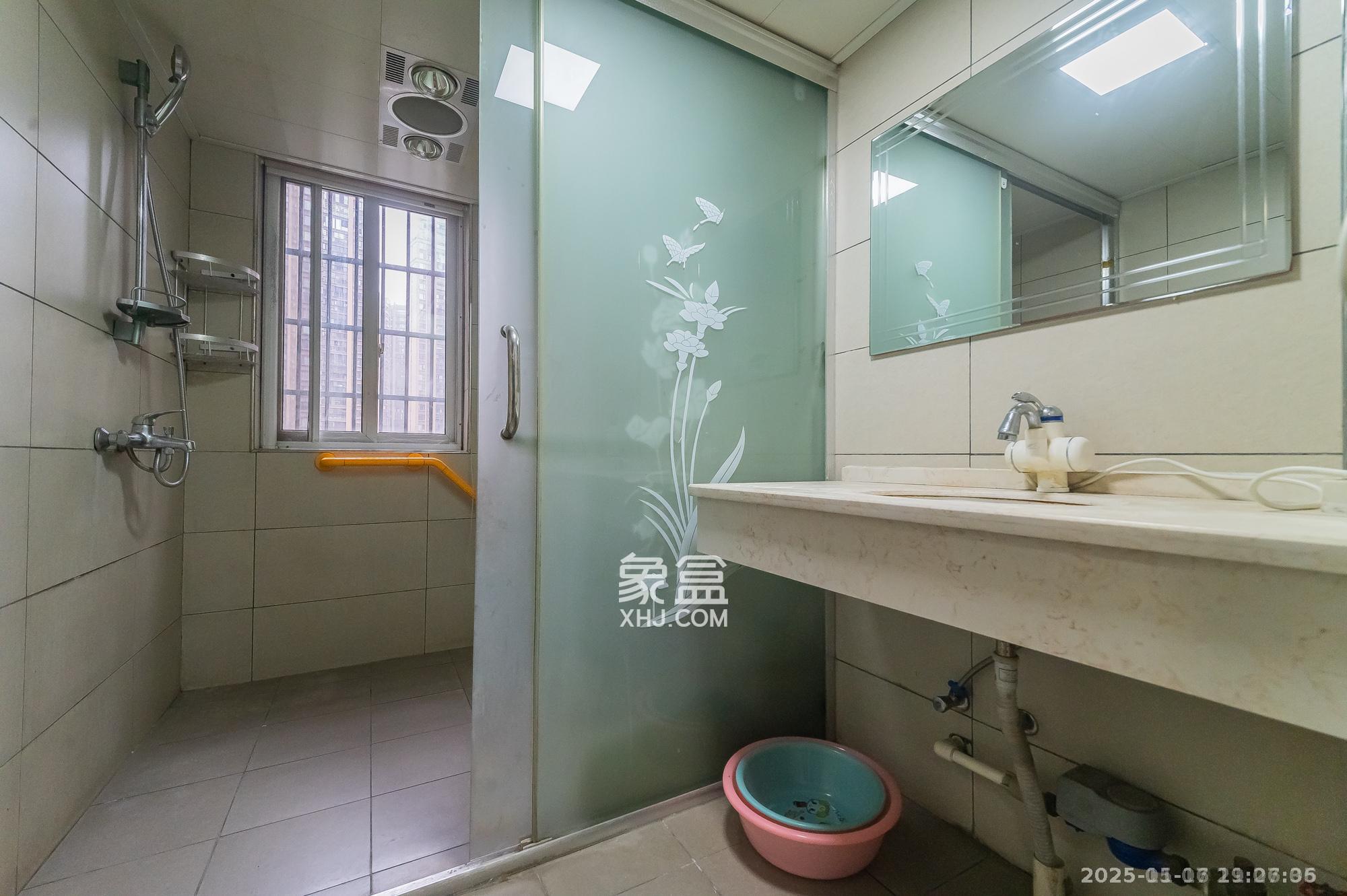 筑梦佳园 4室2厅2卫 2100.0元/月 筑梦佳园 4室2厅2卫 2100.0元/月室内图