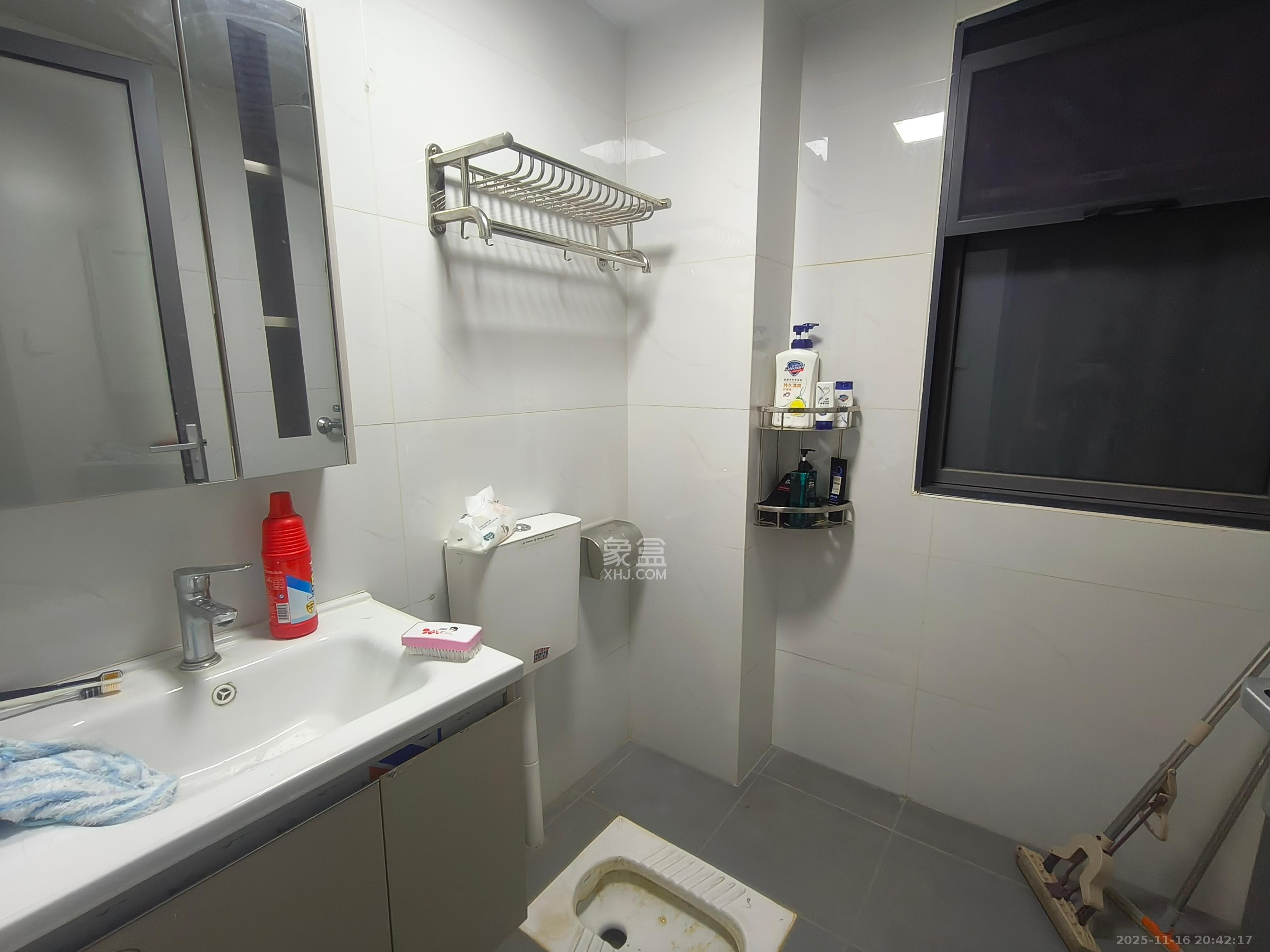 桥头家园二期（桥头家苑二期）  2室1厅1卫    1800.0元/月室内图