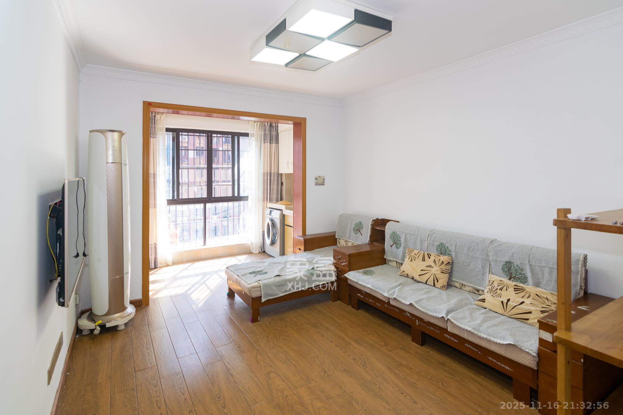 新城国际花都  2室2厅1卫    39.0万