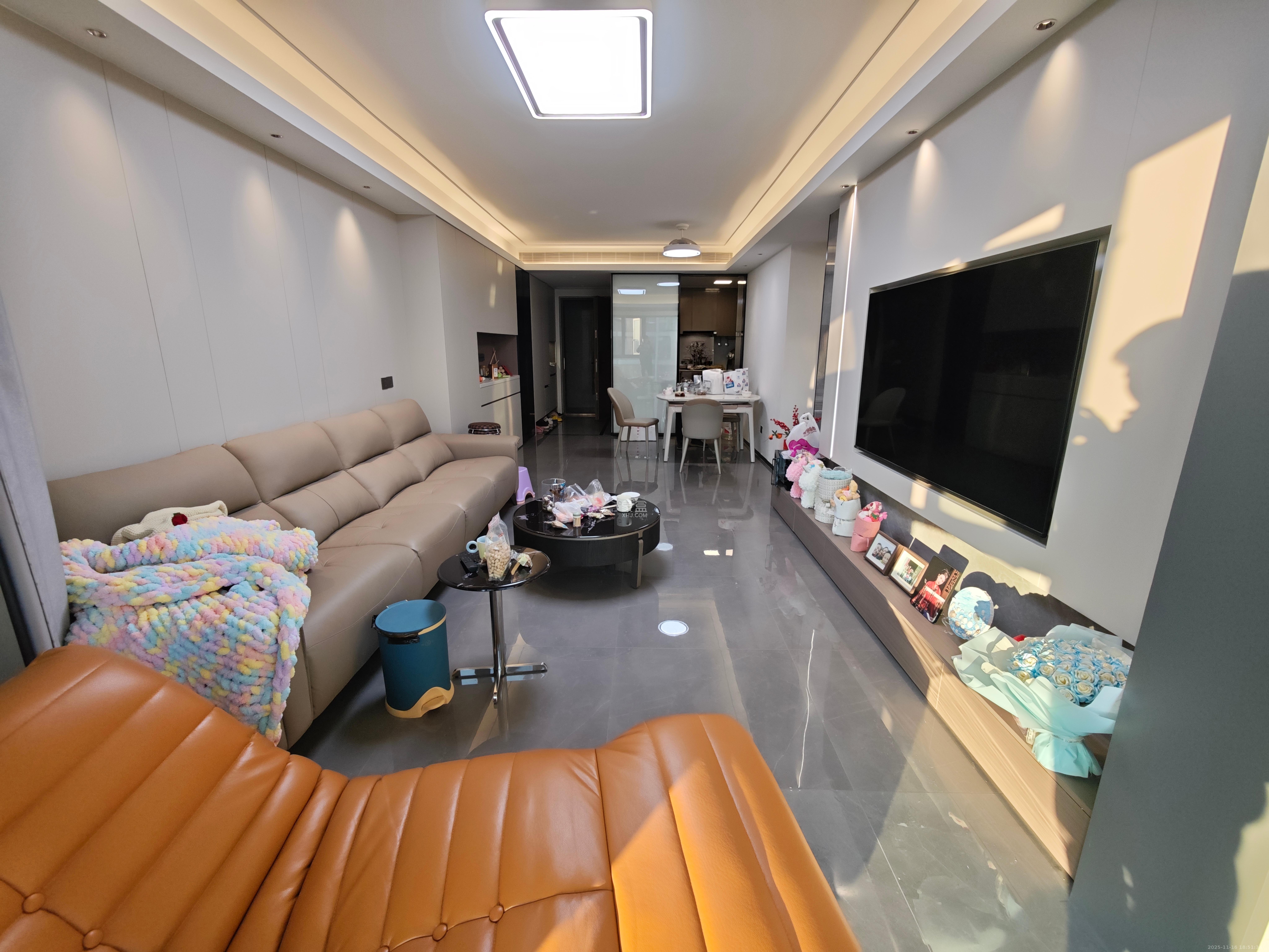 美的云樾  3室2厅2卫    4500.0元/月室内图