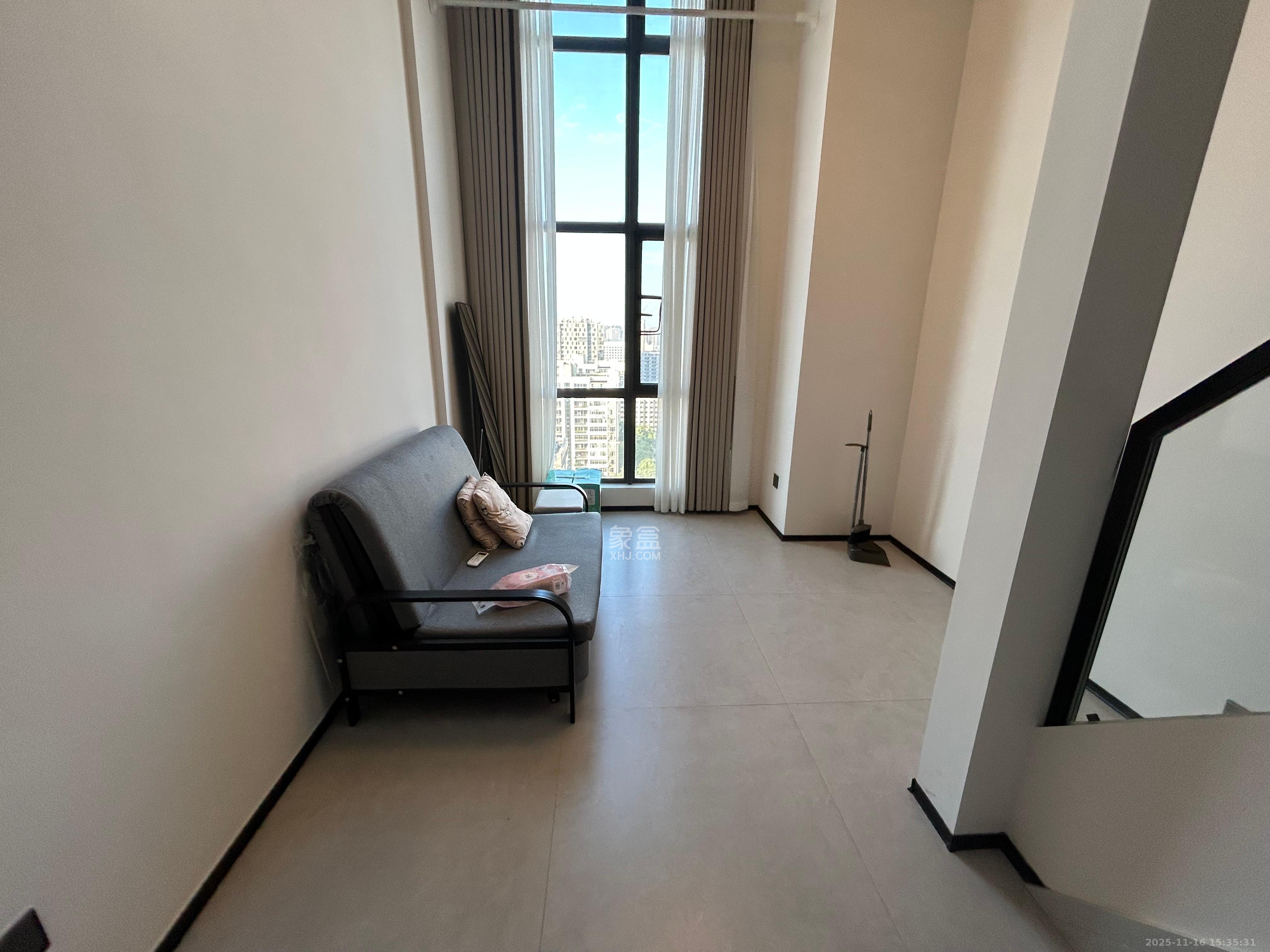 新长海尚都国际（海坤美寓）  1室0厅0卫    1600.0元/月室内图