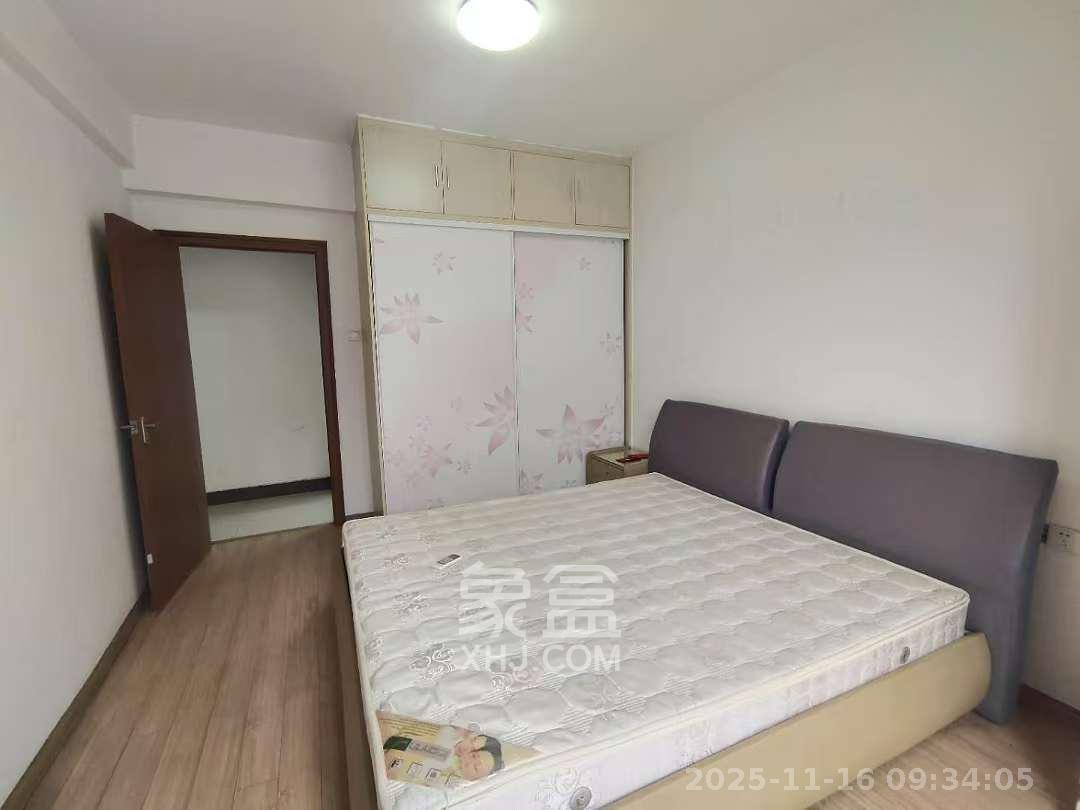 欧园  3室2厅1卫    2700.0元/月室内图