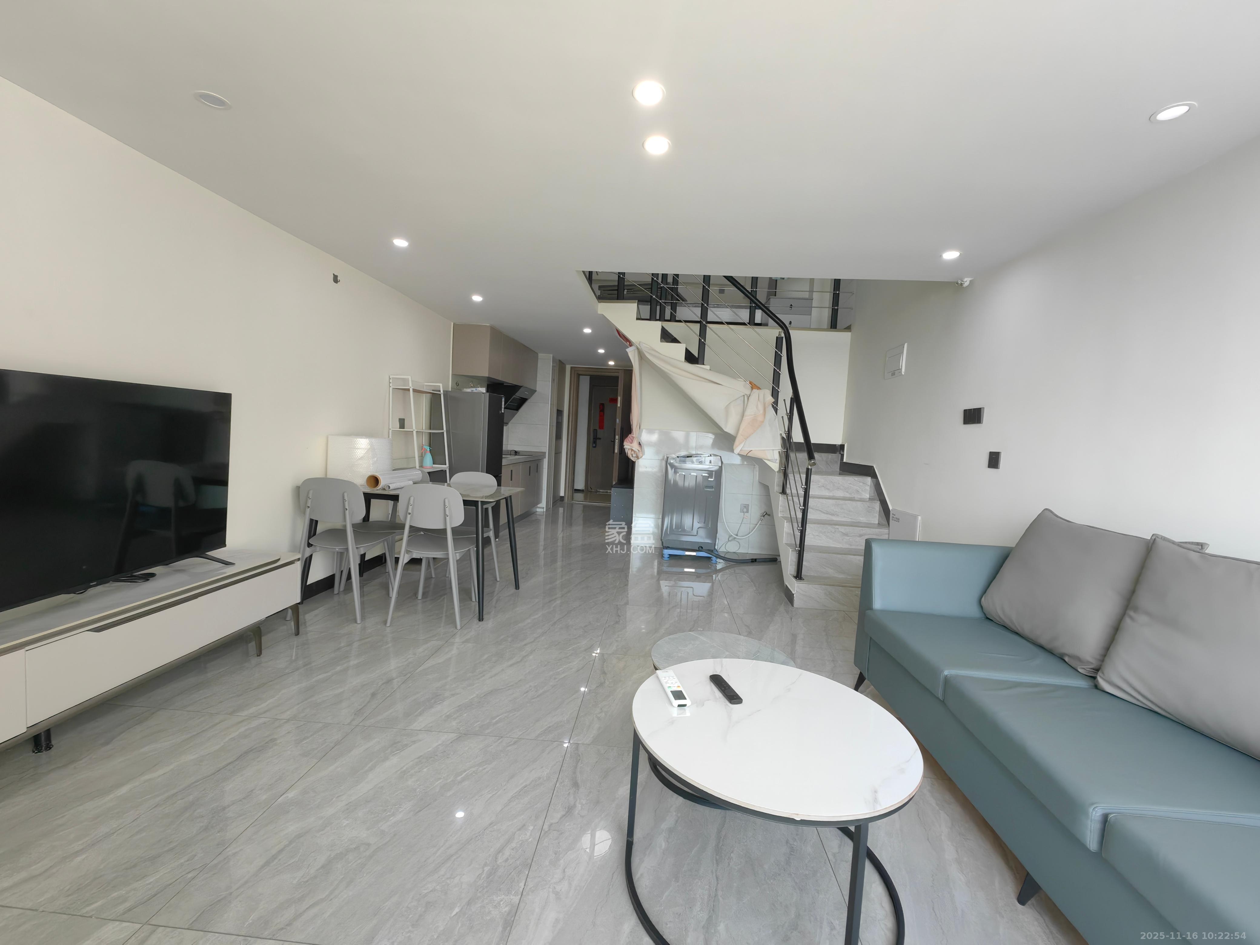 长丰小区 1室1厅1卫 1200.0元/月 长丰小区 1室1厅1卫 1200.0元/月室内图