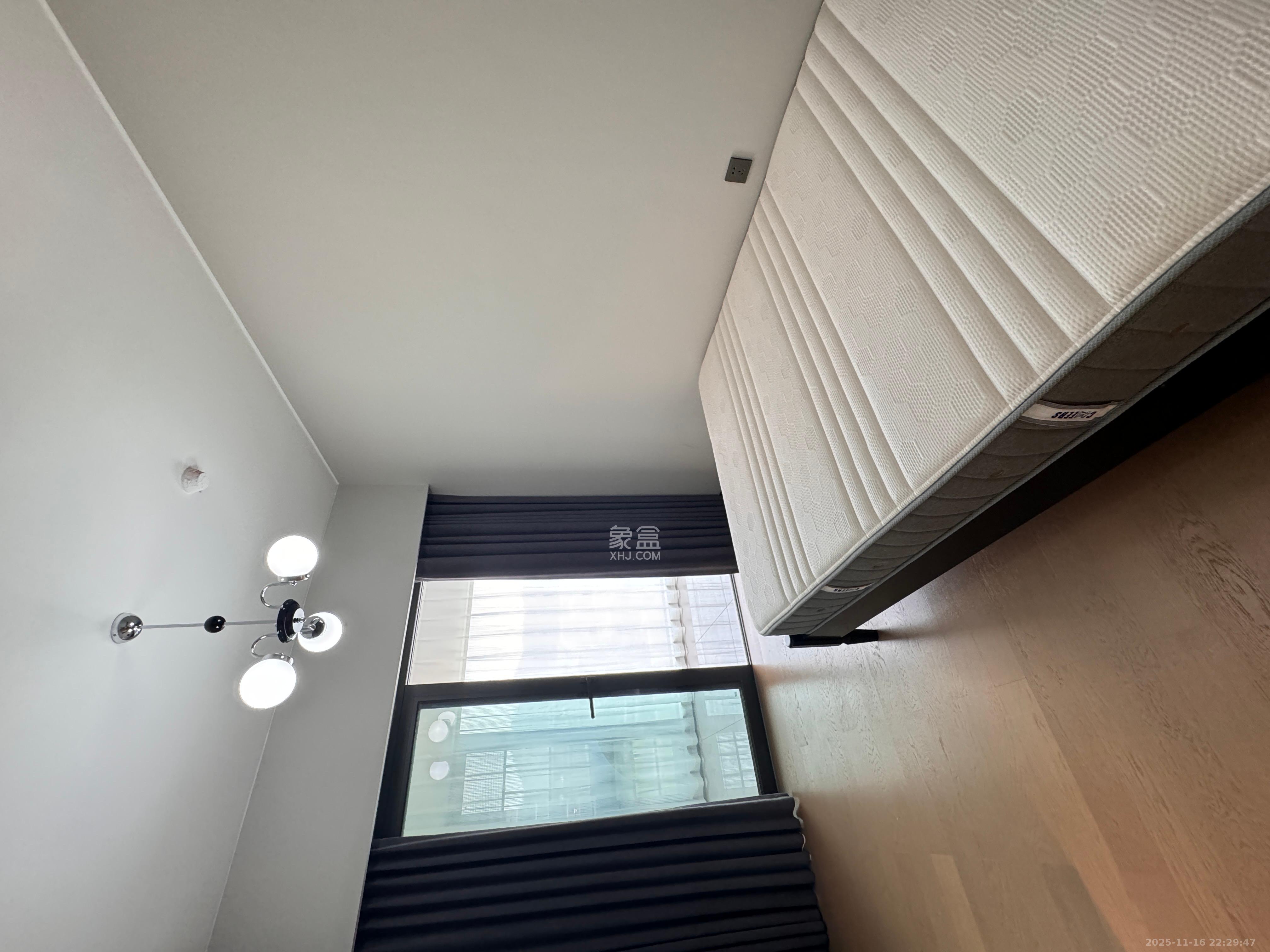 时代梅溪领峰  4室2厅2卫    5000.0元/月室内图