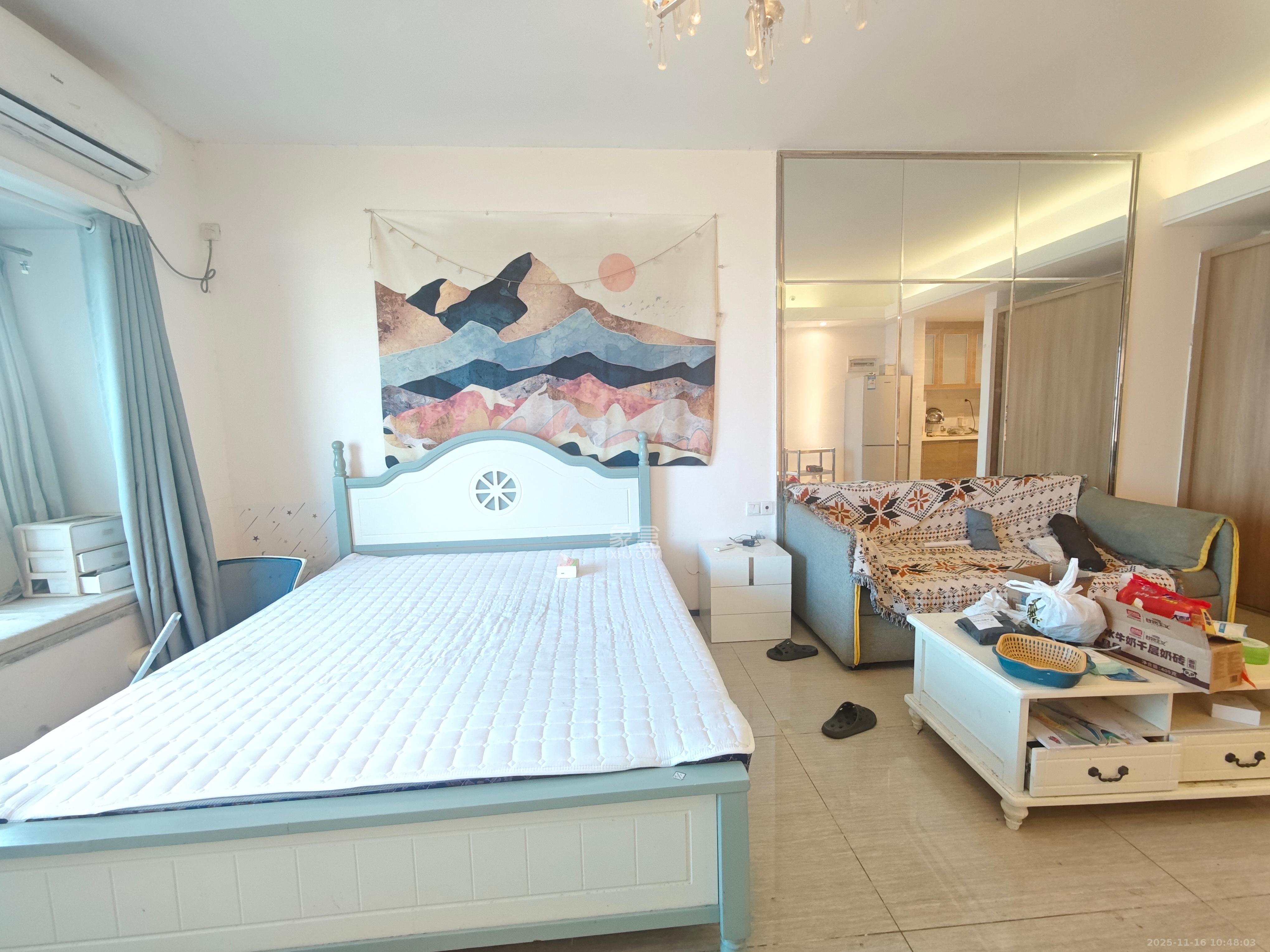 恒大翡翠华庭  1室1厅1卫    1400.0元/月