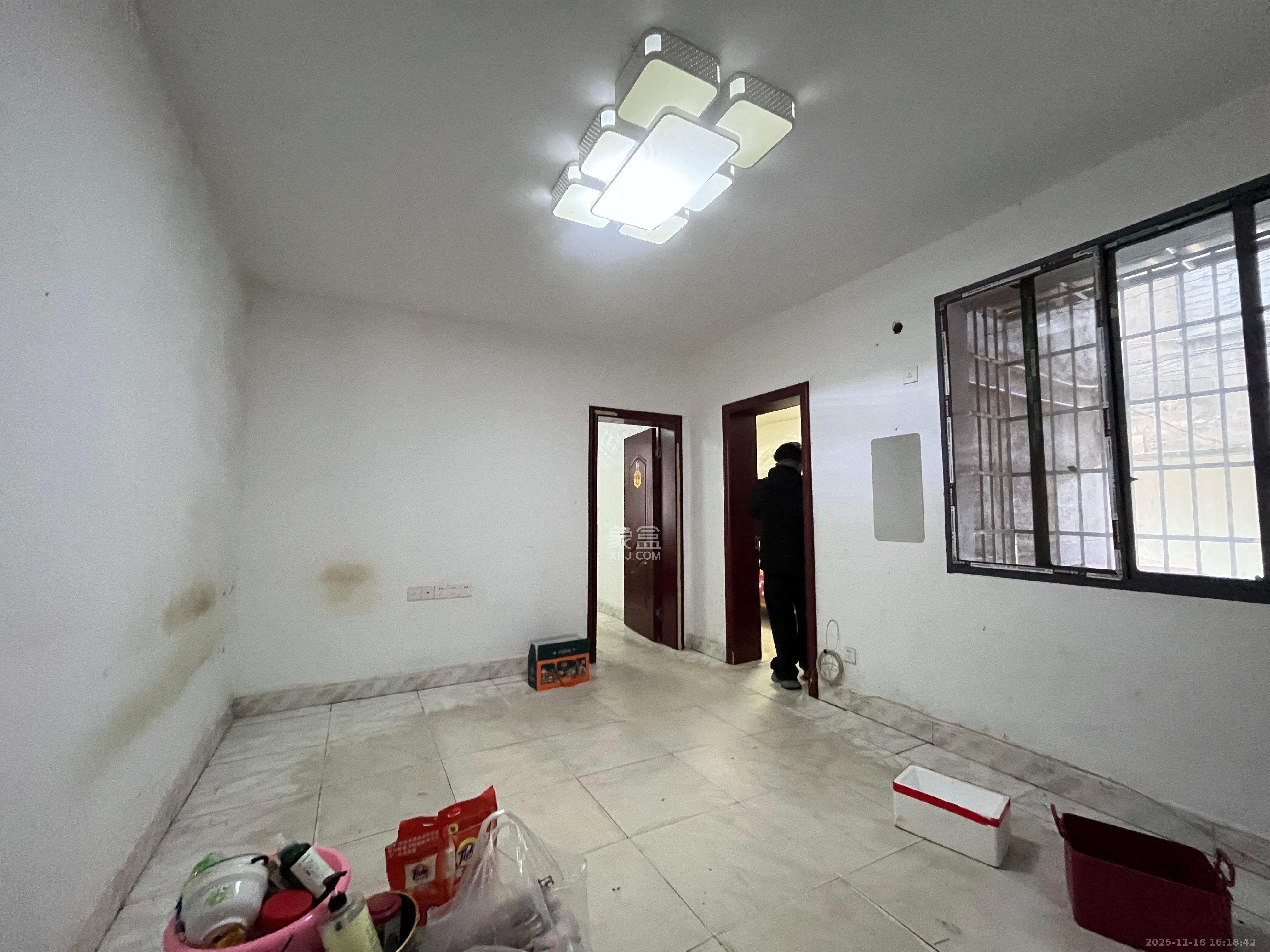 造化塘  2室1厅1卫    1600.0元/月室内图