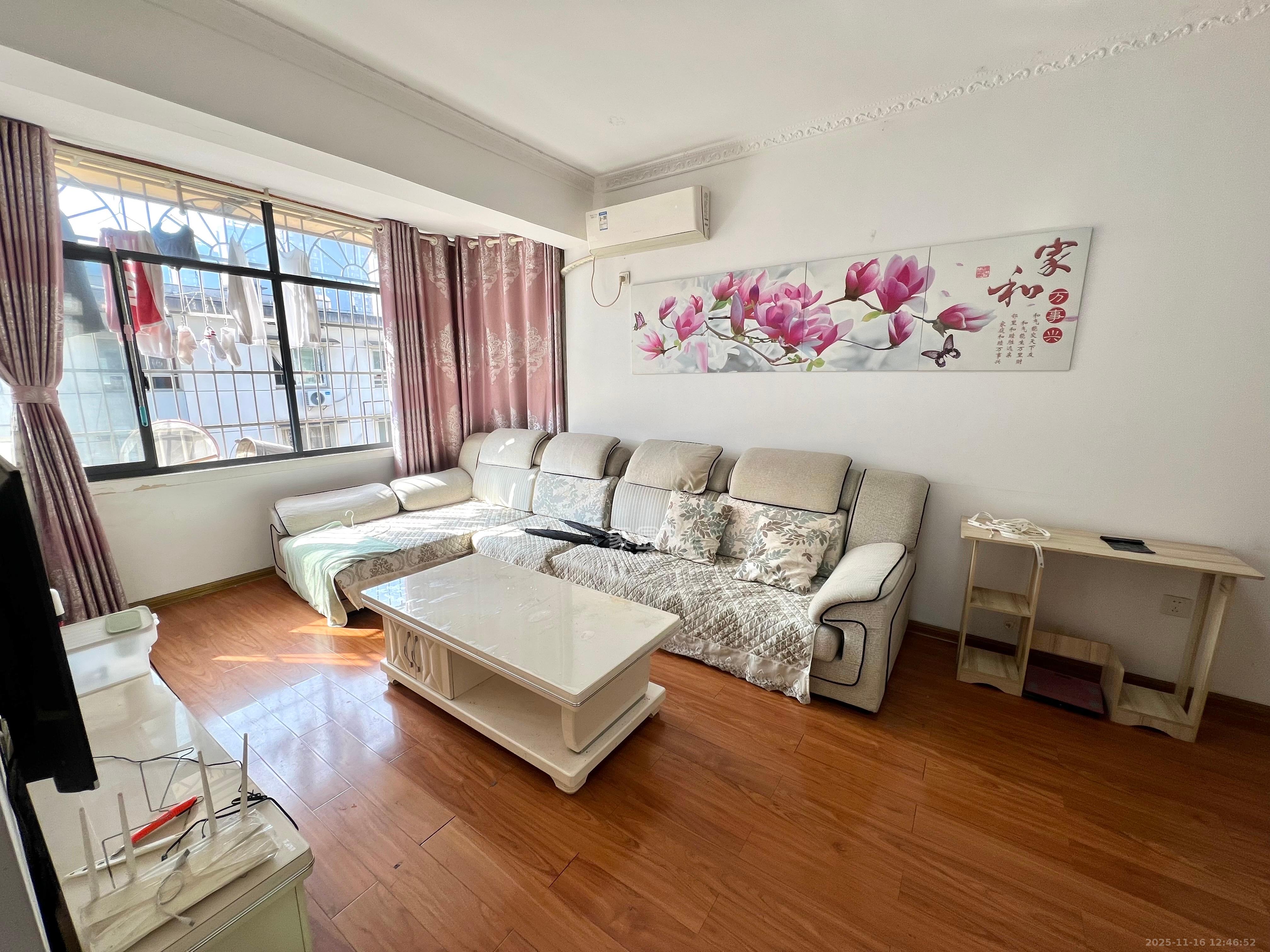 陈家湖小区  2室1厅1卫    2000.0元/月