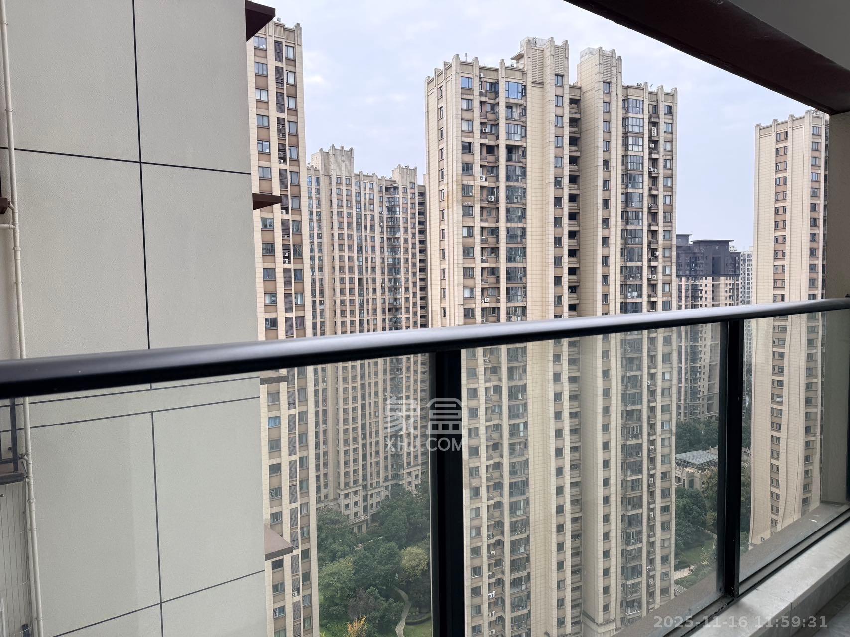 金富湘江悦城  4室2厅2卫    3000.0元/月室内图