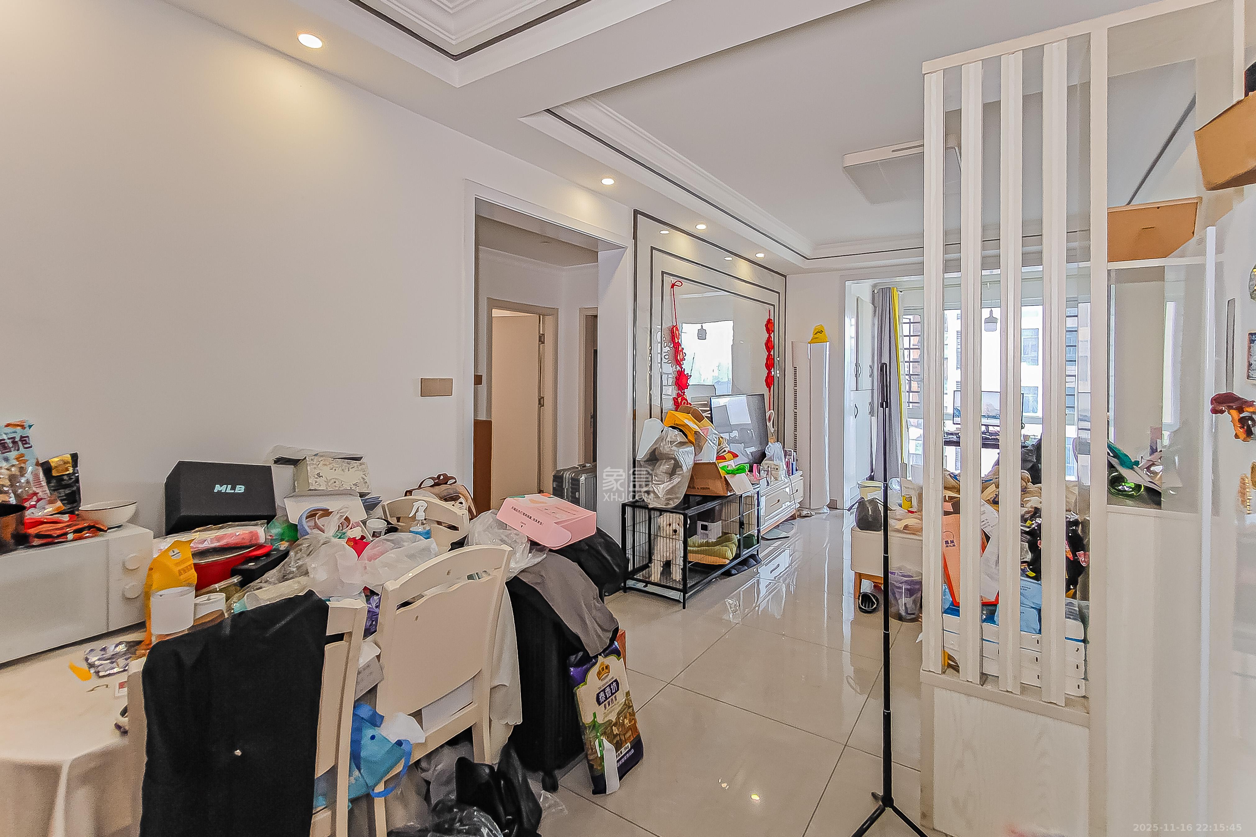 江南华府 3室2厅1卫 90.0万 江南华府 3室2厅1卫 90.0万客厅