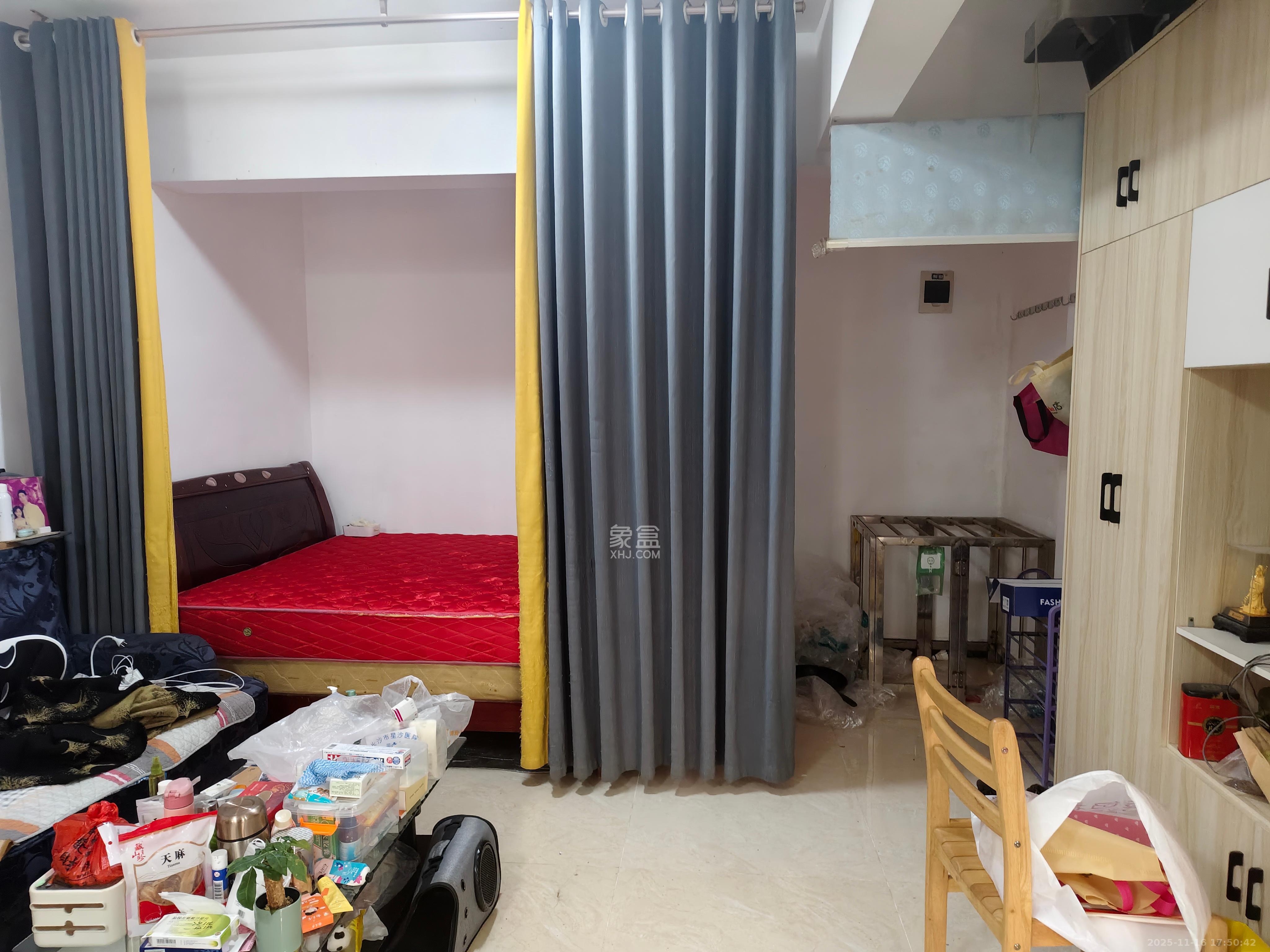 山水湾  1室0厅0卫    800.0元/月室内图