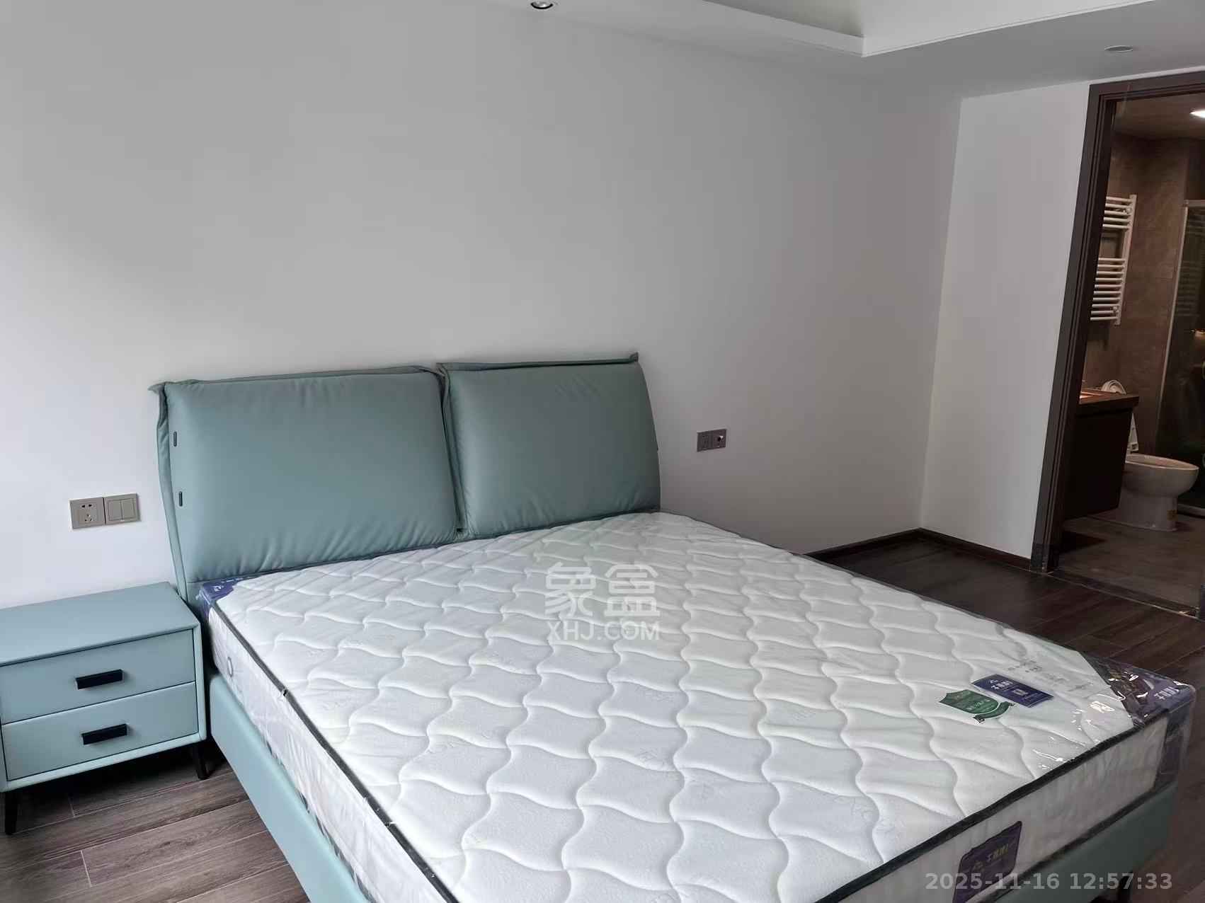 金茂建发泊悦  3室2厅2卫    3500.0元/月室内图