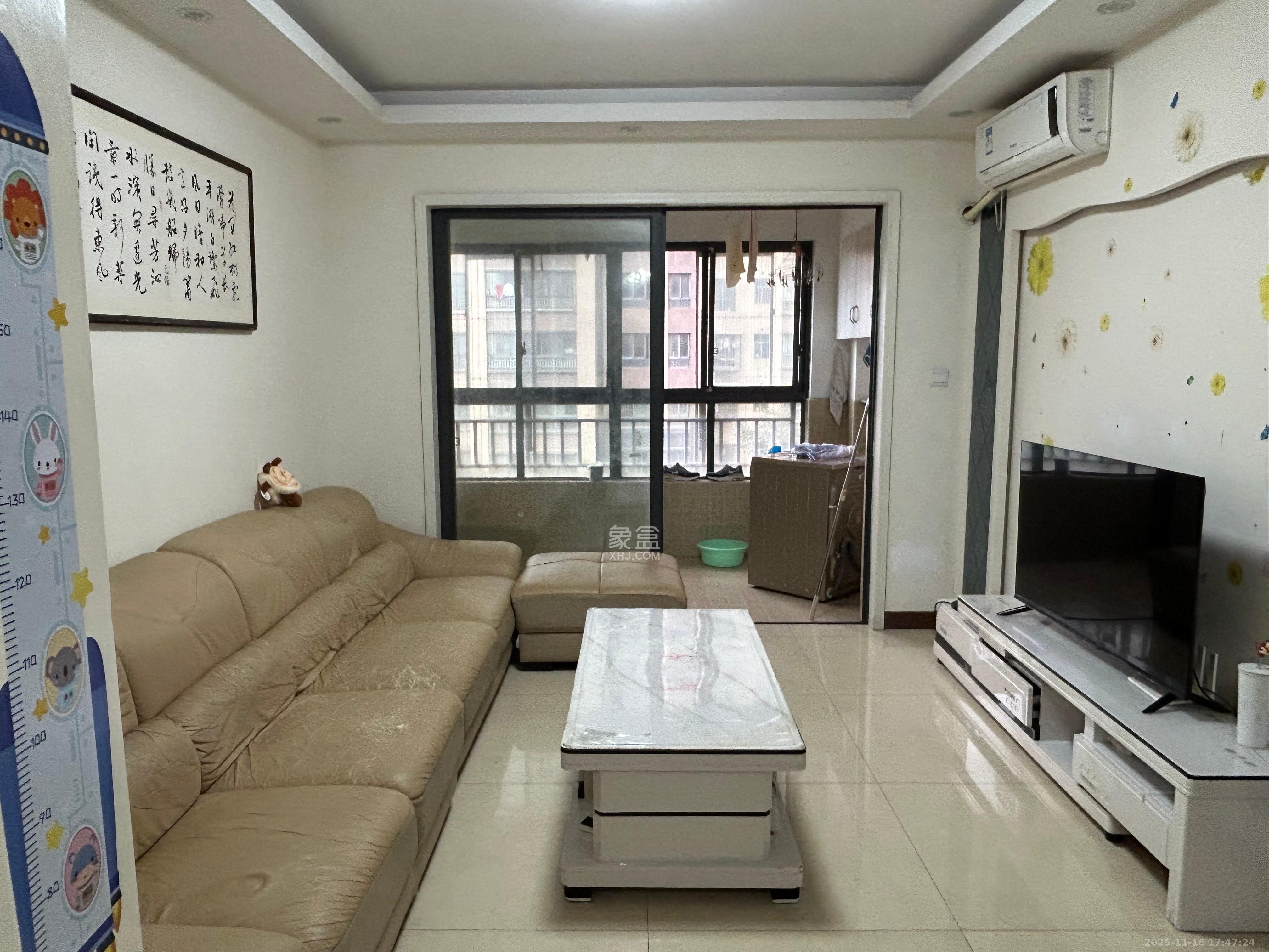 香樟兰亭（朗峰苑）  3室2厅1卫    2200.0元/月室内图