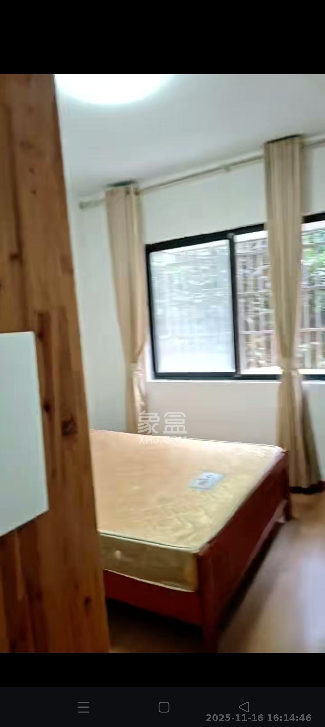 麓枫和苑  3室2厅2卫    3000.0元/月室内图