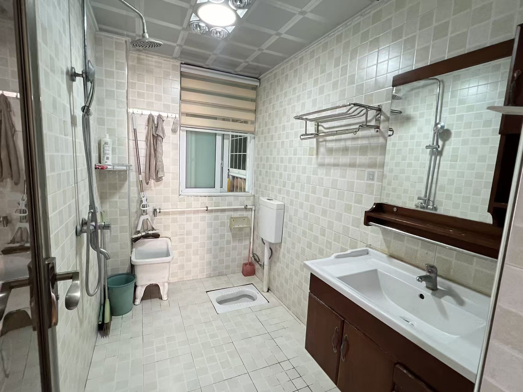 学府花园(文苑瑞景) 3室2厅2卫 1500.0元/月 学府花园(文苑瑞景) 3室2厅2卫 1500.0元/月室内图