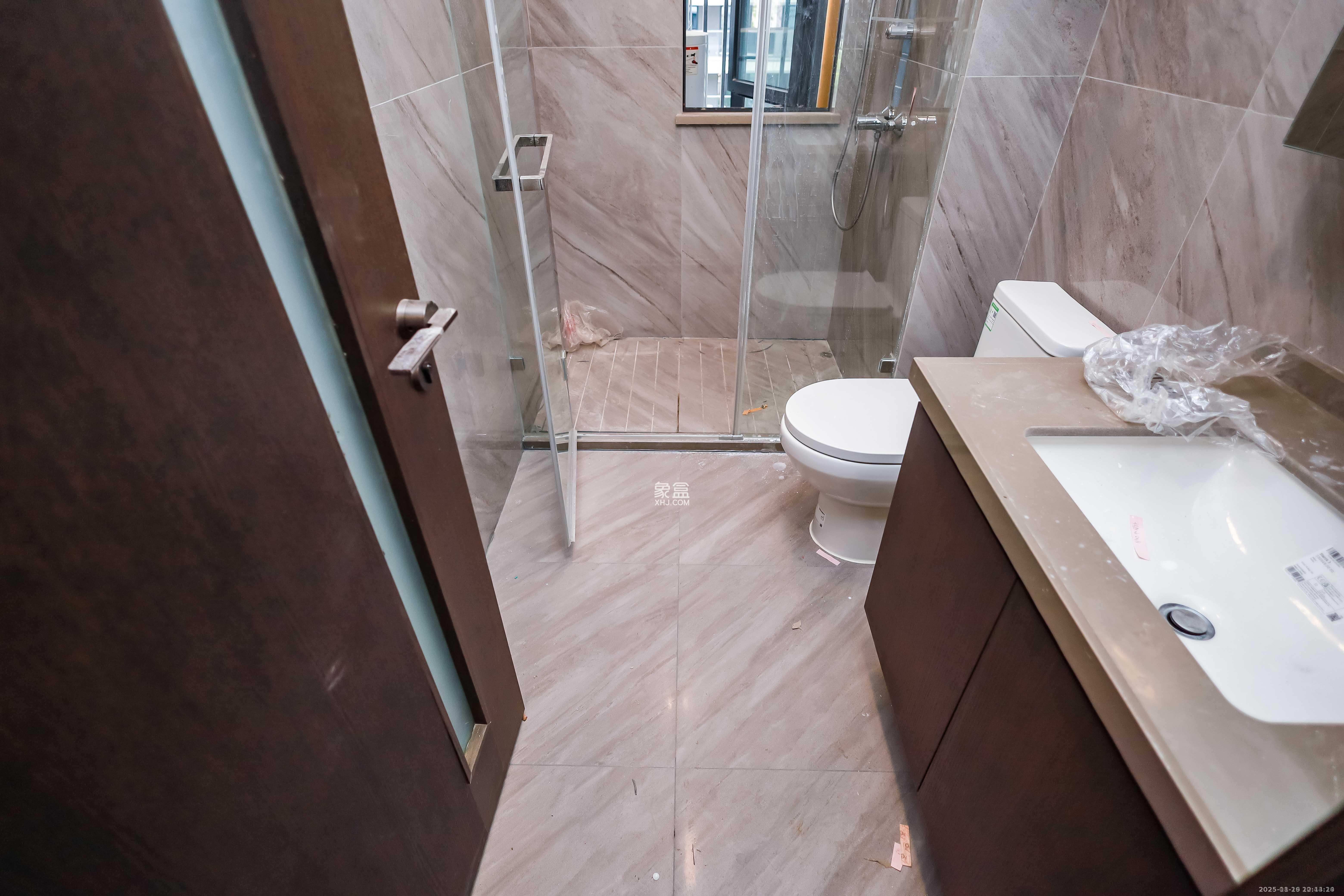 龙湖舜山府  4室2厅1卫    6000.0元/月室内图