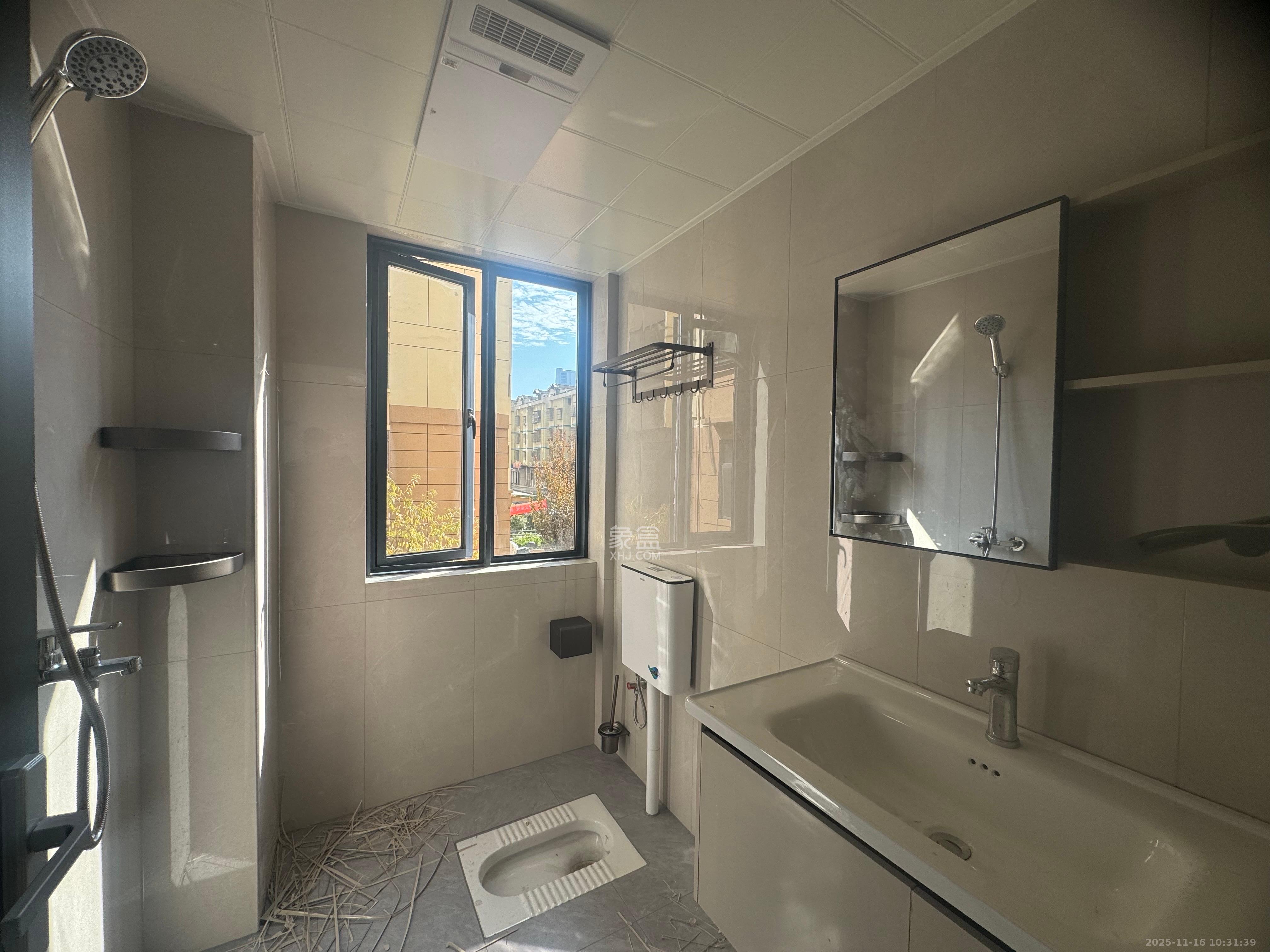 金石蓉园 2室2厅1卫 2400.0元/月 金石蓉园 2室2厅1卫 2400.0元/月室内图