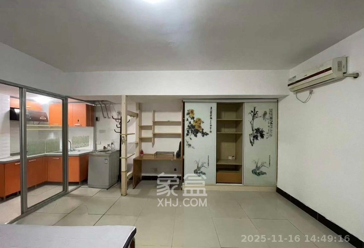 阳光100二期  1室1厅1卫    1100.0元/月