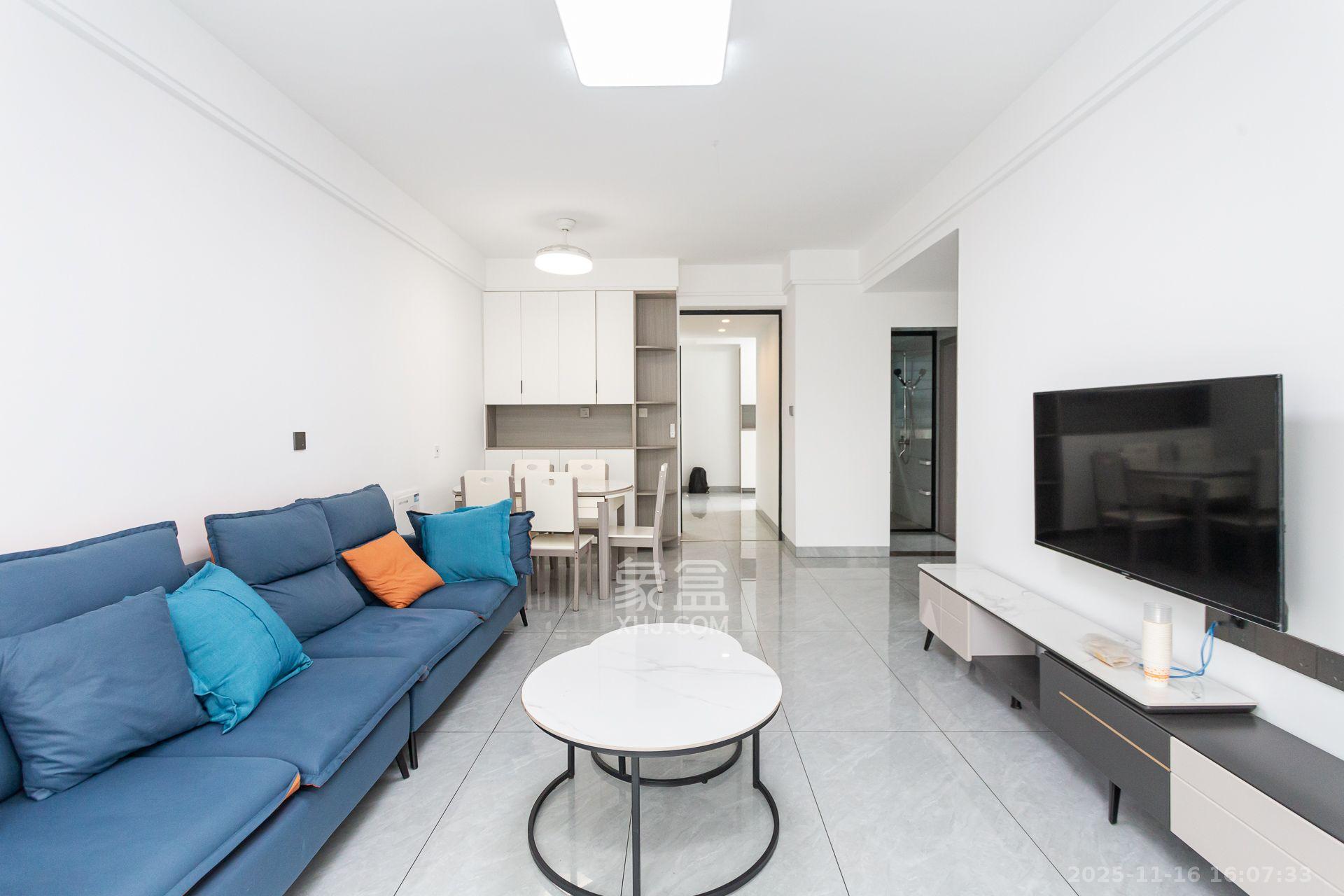 明发阅江悦府  3室2厅2卫    2400.0元/月室内图