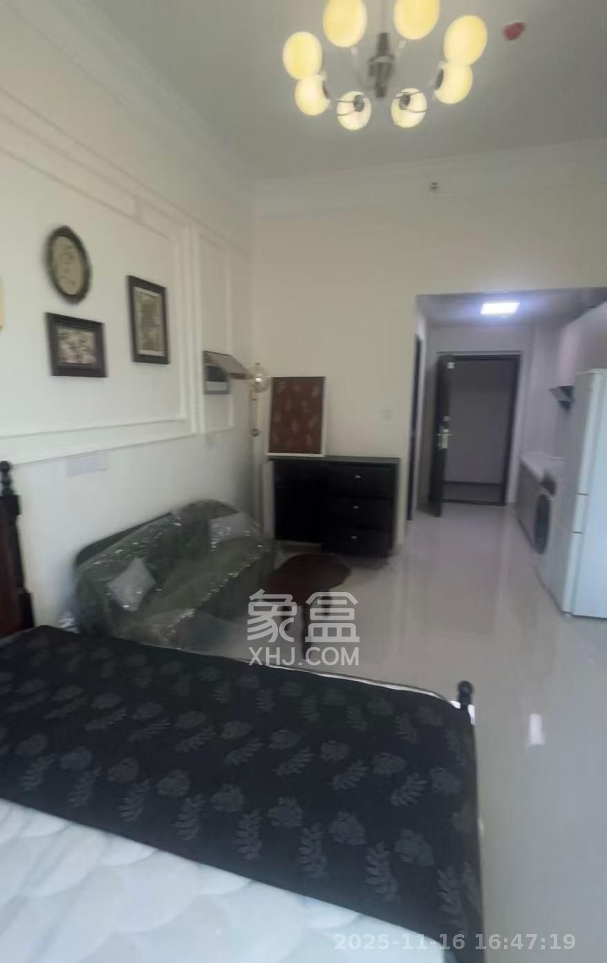 绿地商务广场 1室1厅1卫 1700.0元/月 绿地商务广场 1室1厅1卫 1700.0元/月室内图