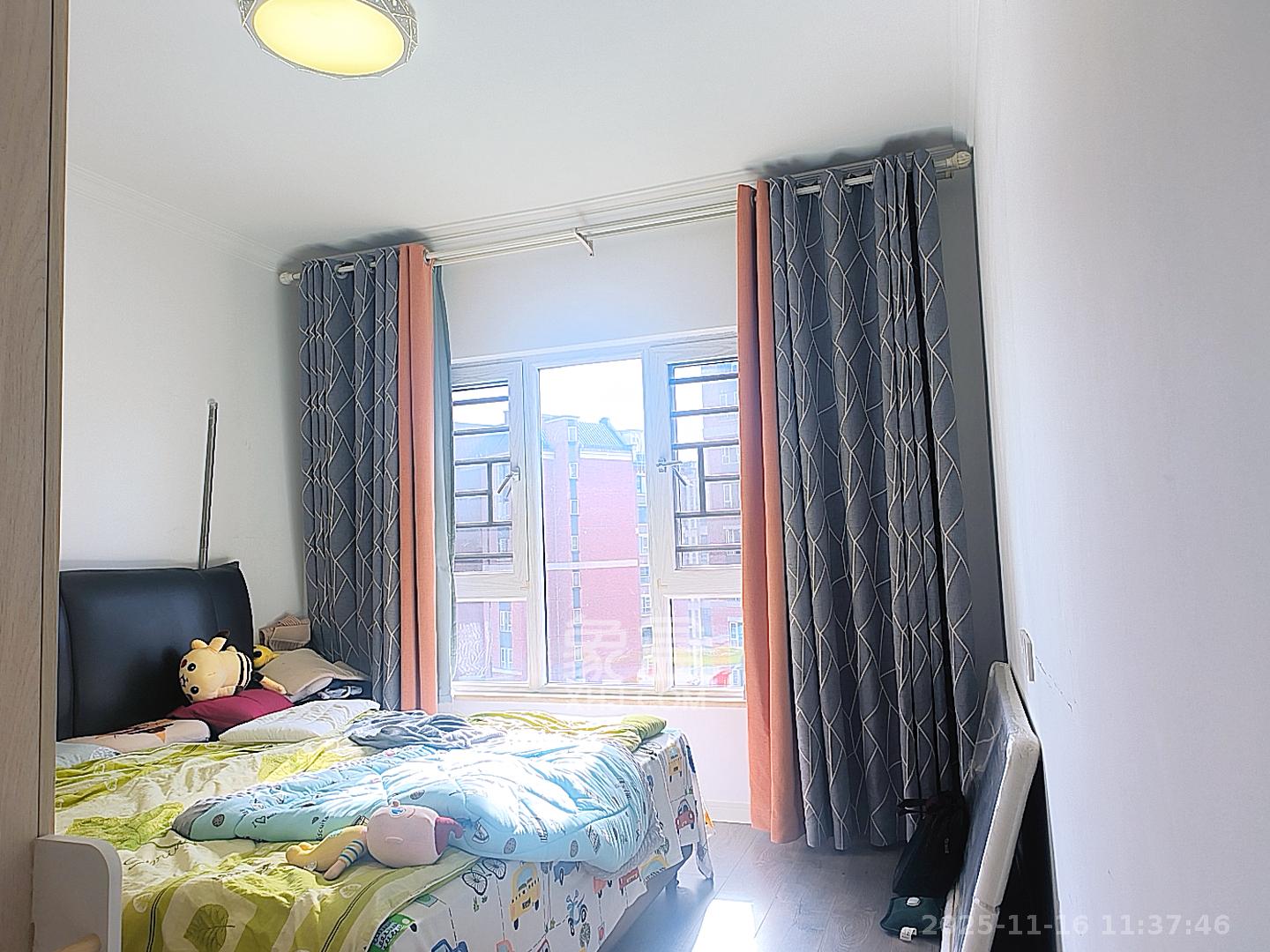 哈佛小镇（五矿哈佛小镇）  4室2厅2卫    2200.0元/月室内图