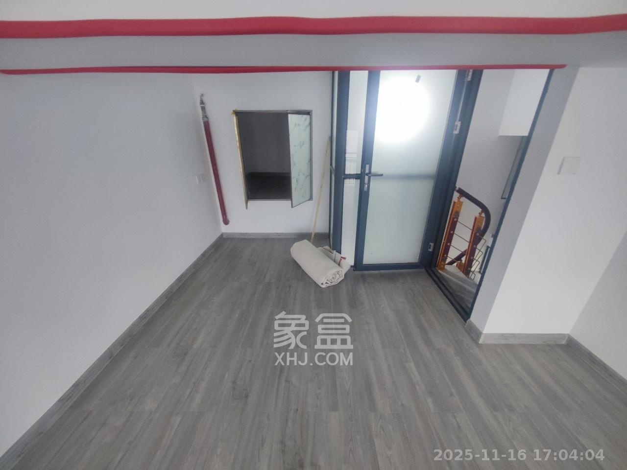 洋湖时代  2室1厅2卫    2600.0元/月室内图