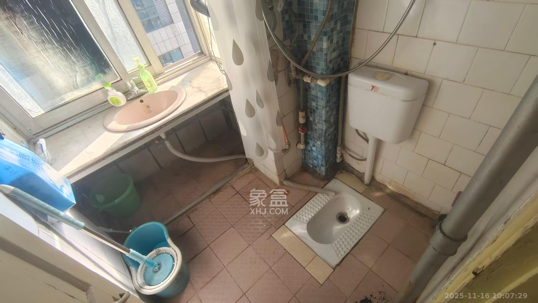 工农新村（工农桥社区）  2室1厅1卫    1300.0元/月室内图