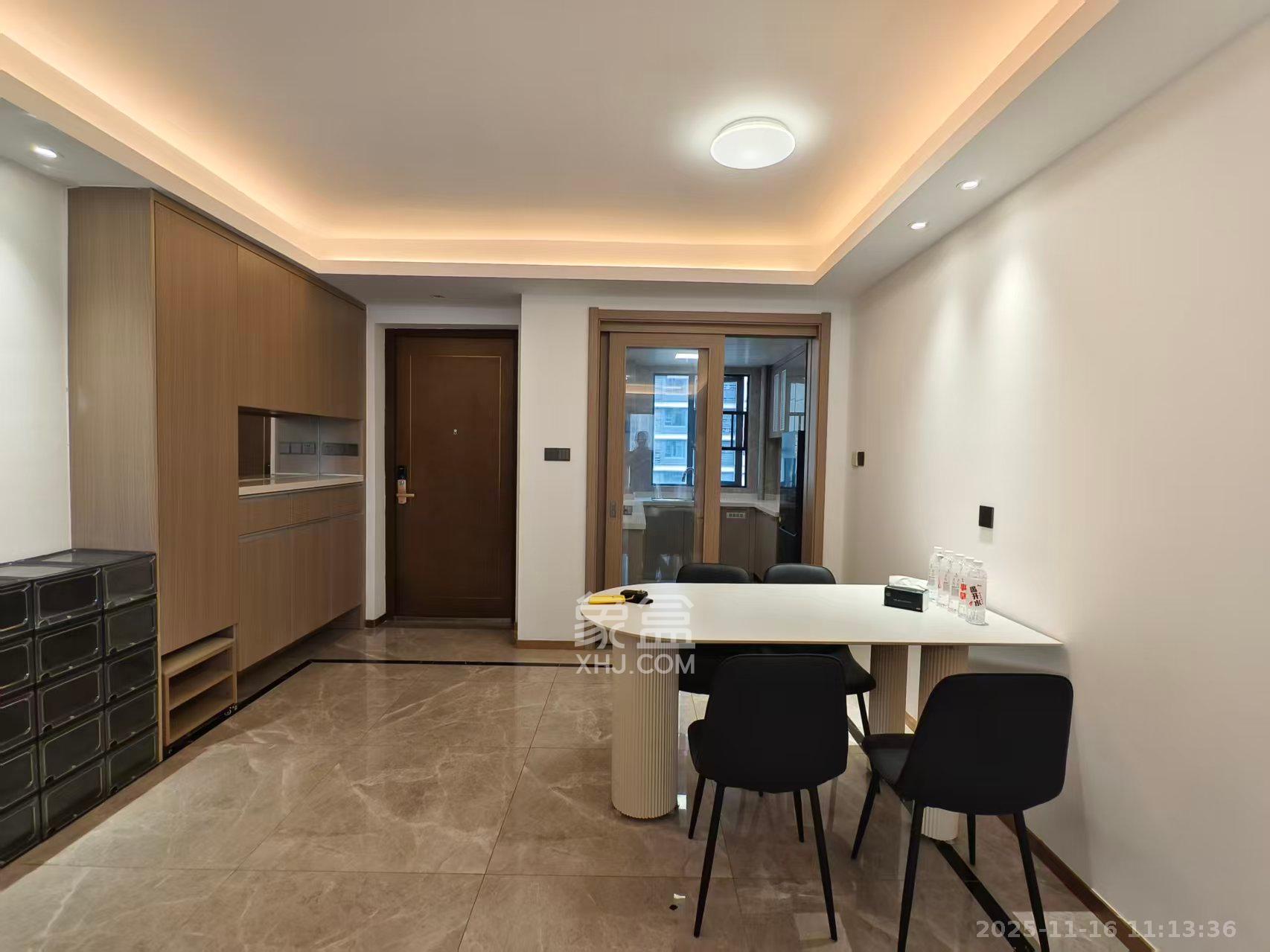 旭辉雨花郡 4室2厅2卫 4200.0元/月 旭辉雨花郡 4室2厅2卫 4200.0元/月室内图