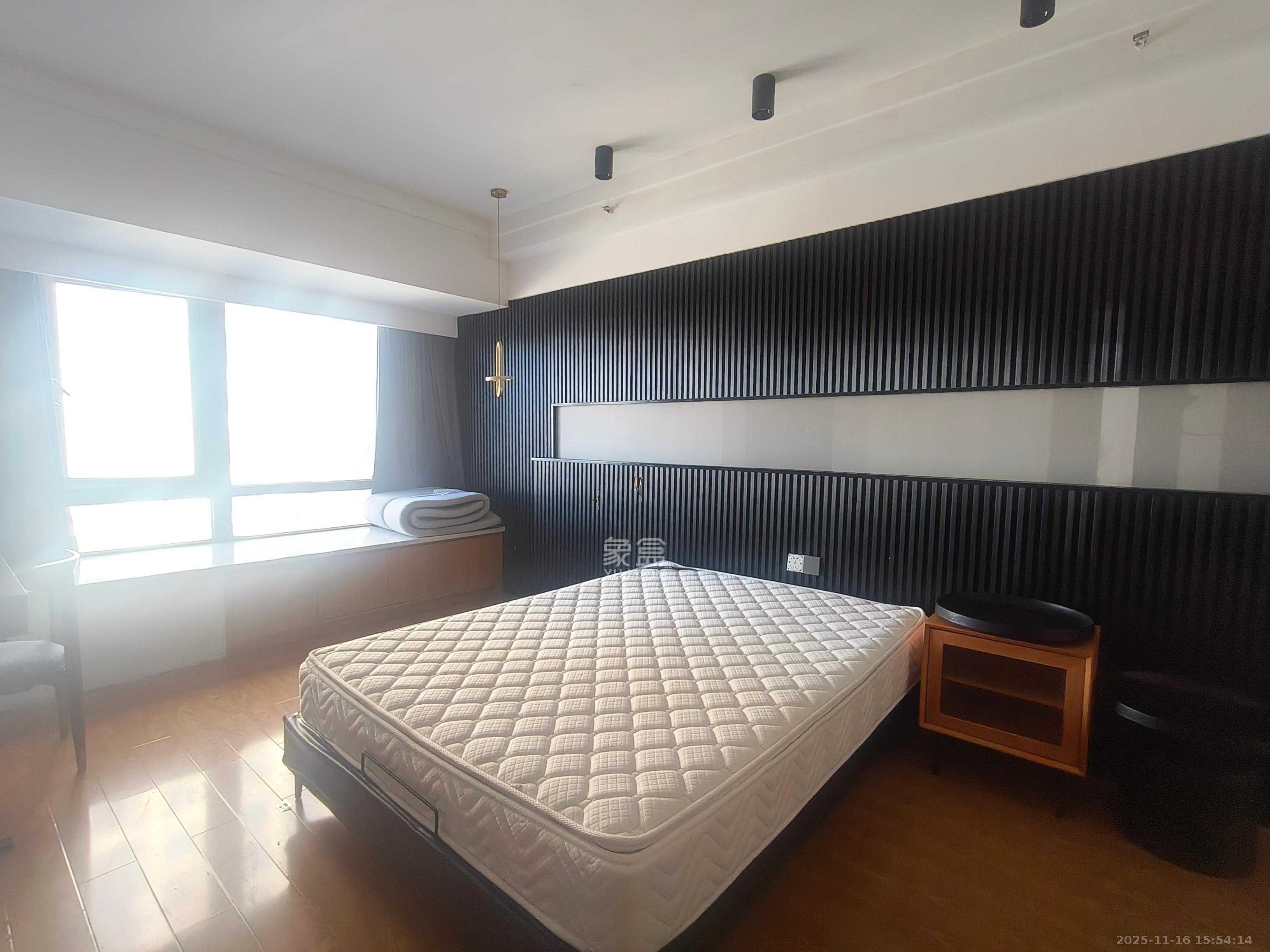 阳光城檀悦  1室1厅1卫    2100.0元/月室内图