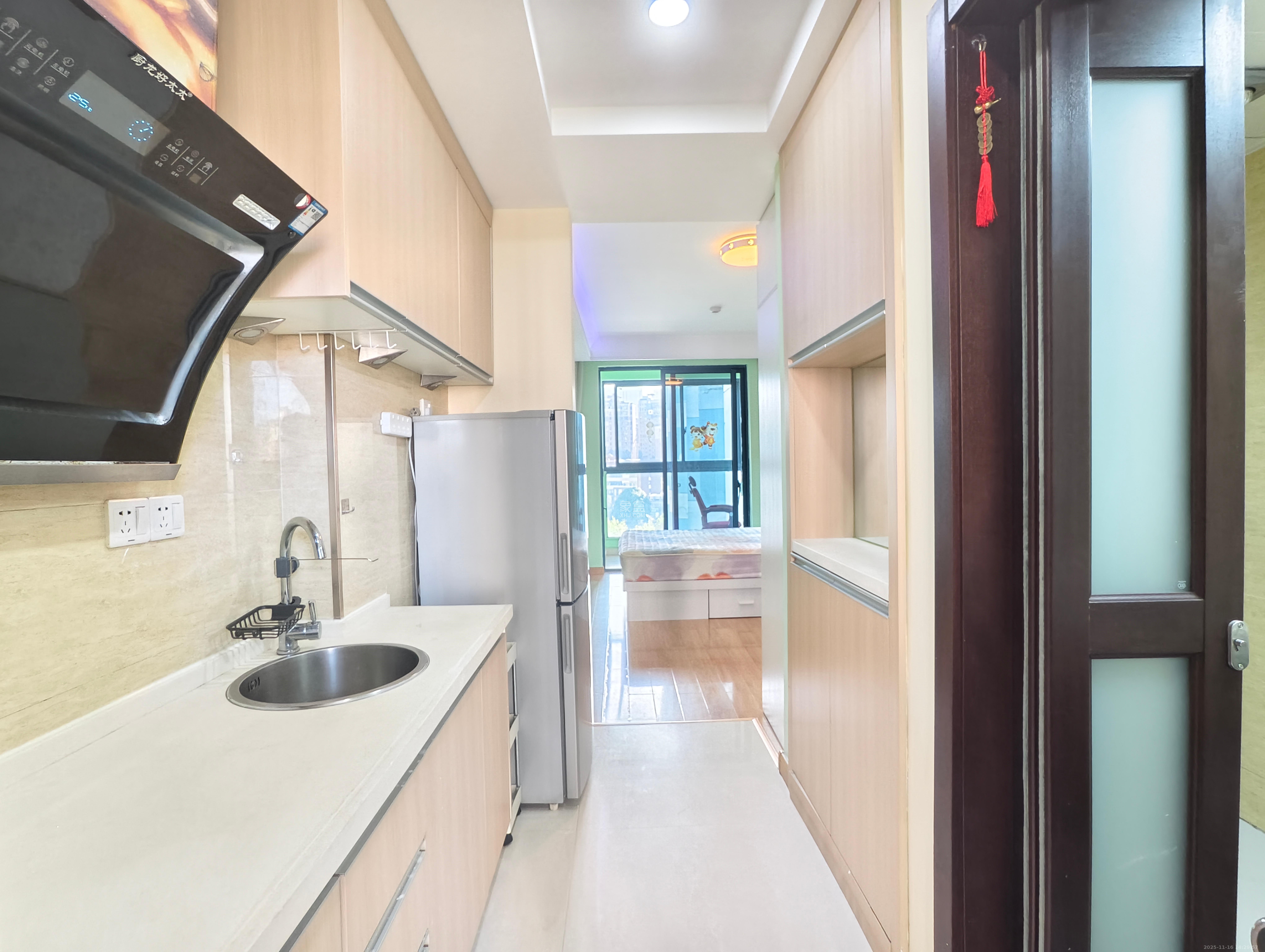 绿地中央广场  1室1厅1卫    1600.0元/月室内图