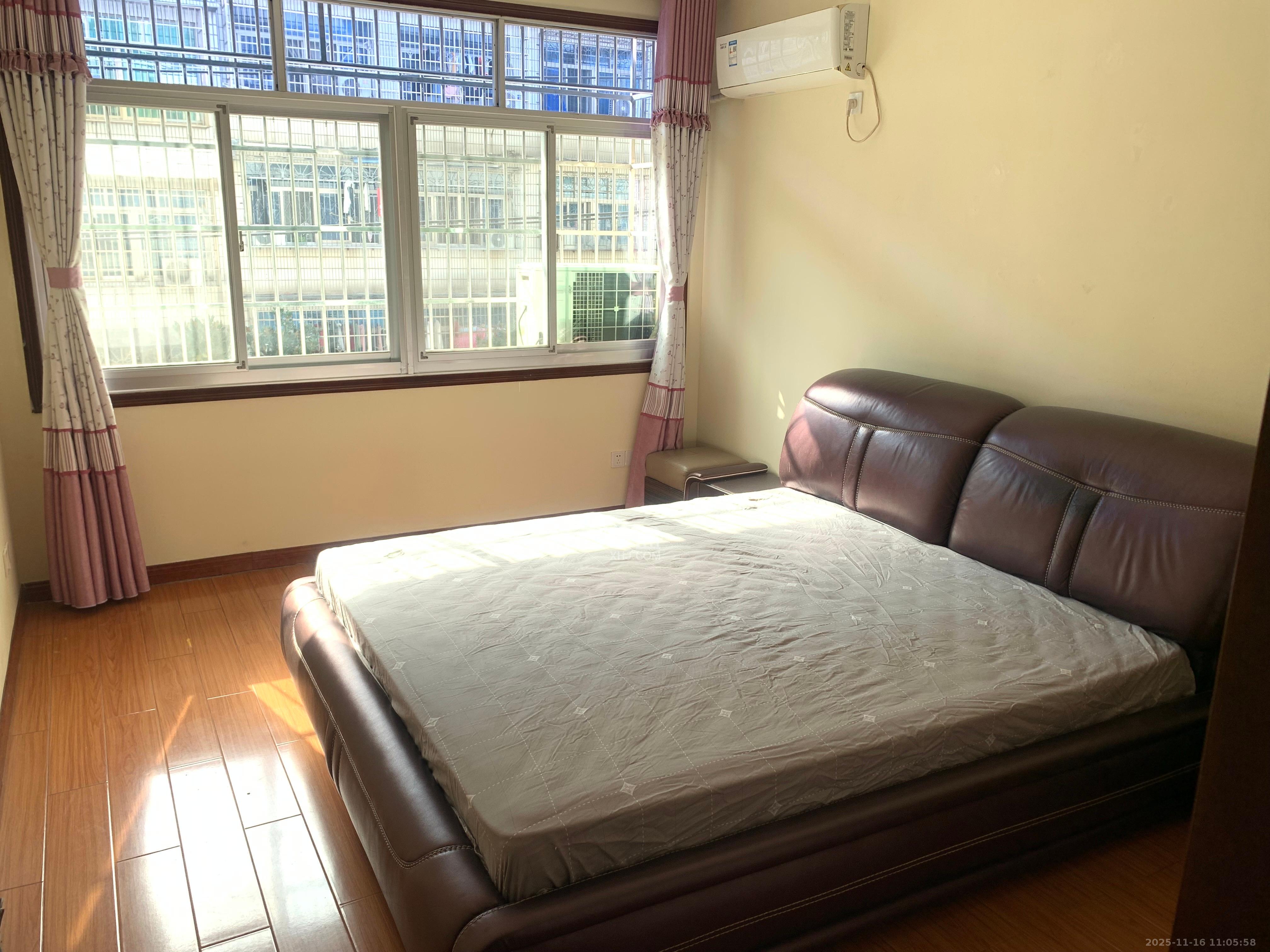 涧塘小区  2室2厅1卫    1700.0元/月室内图