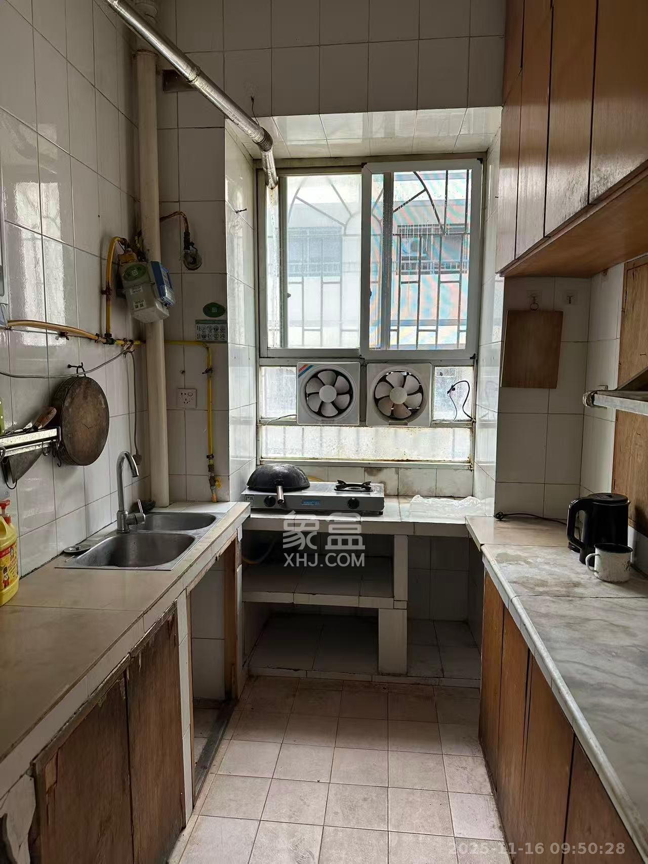 湘农桥社区  3室2厅1卫    1500.0元/月室内图