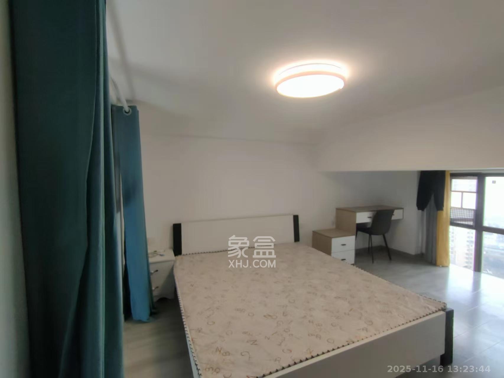 福晟钱隆国际（晟冉景苑）  2室1厅1卫    1800.0元/月室内图