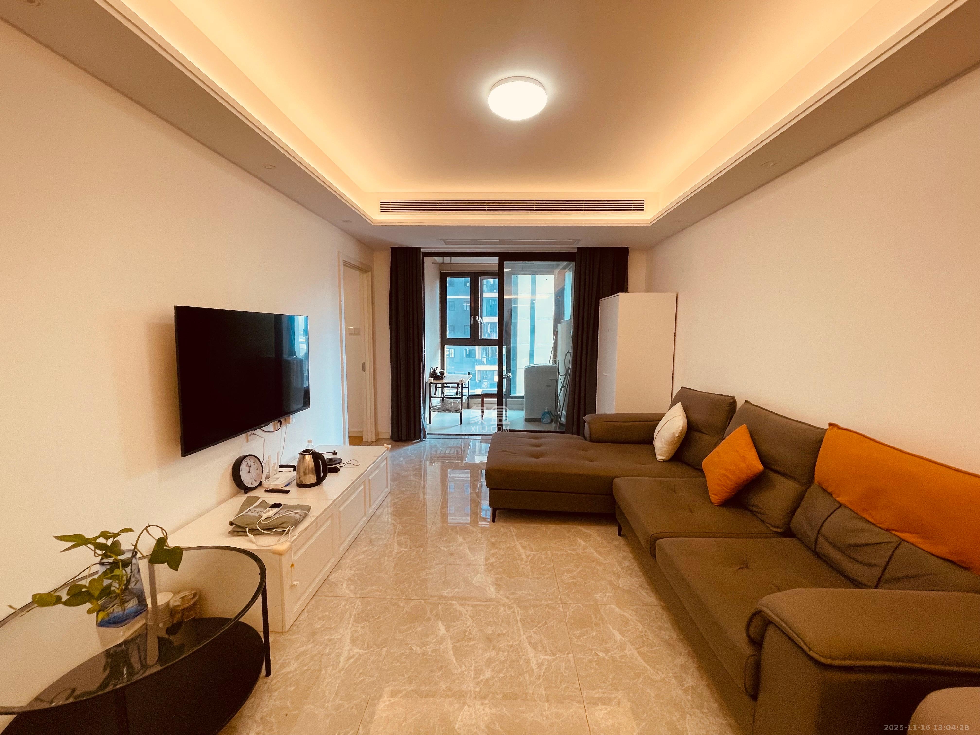 万科金色梦想C区  1室0厅0卫    3100.0元/月