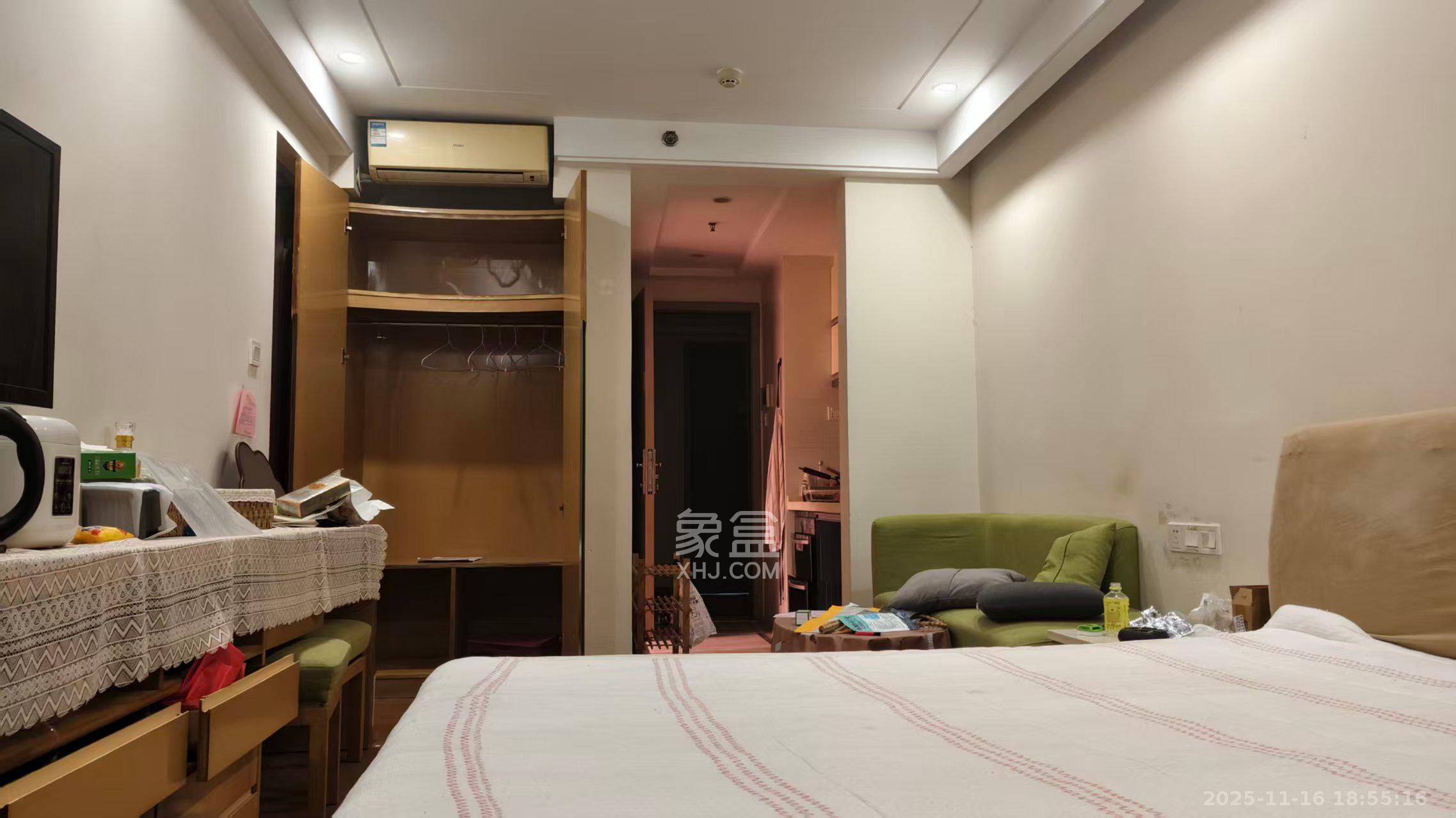 珠江花城四期花盛  1室1厅1卫    1350.0元/月室内图