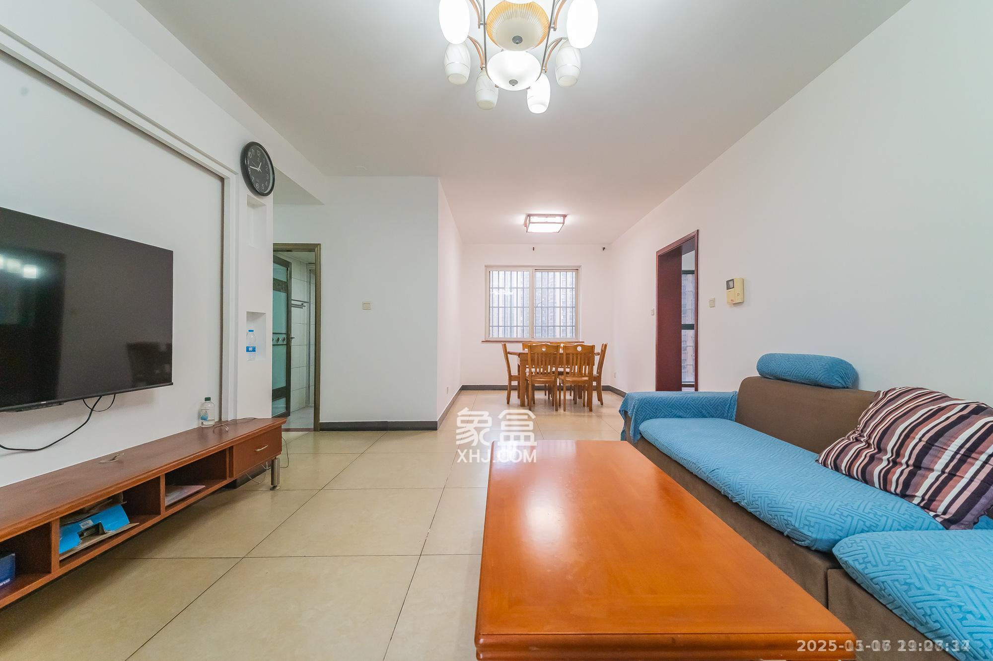 筑梦佳园  4室2厅2卫    2100.0元/月室内图