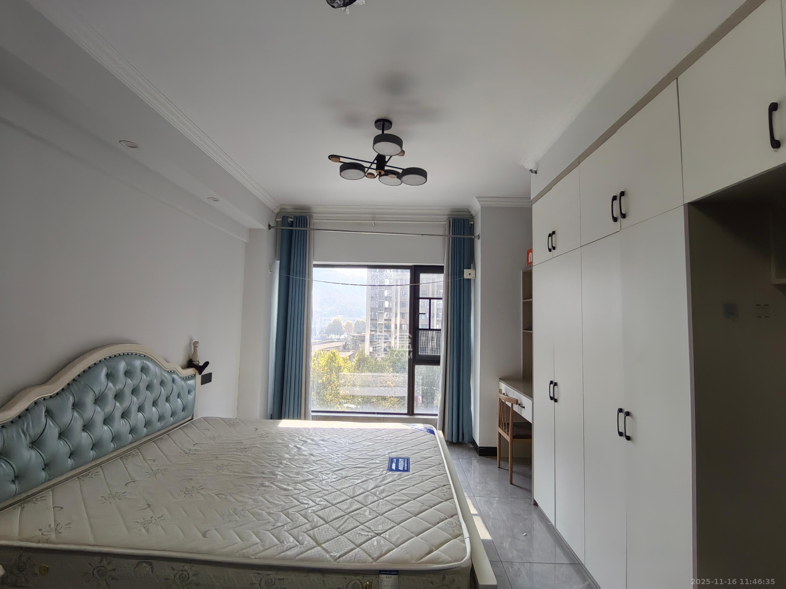 佳兆业云顶梅溪湖（佳兆业梅溪荟）  1室1厅1卫    1500.0元/月室内图